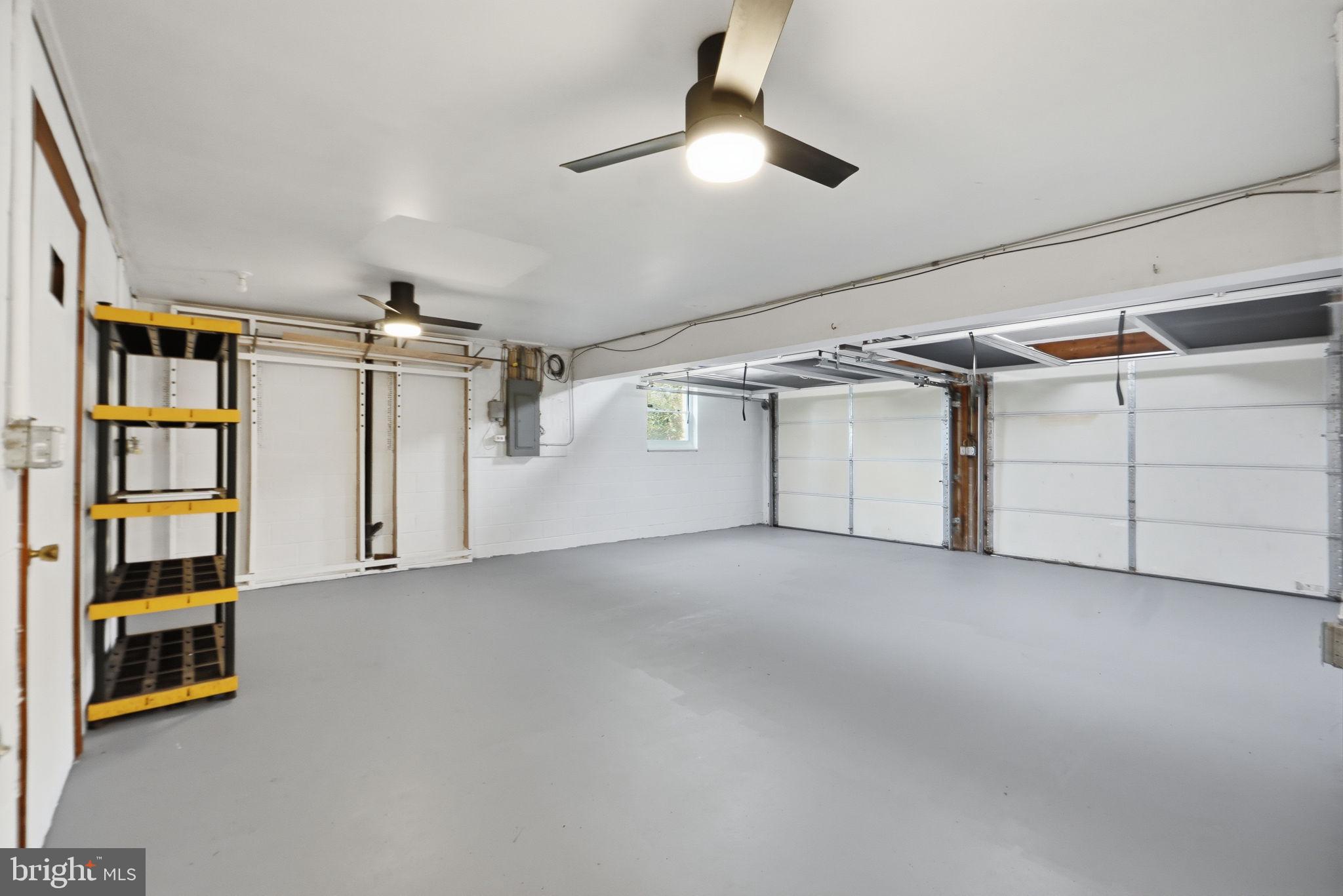 NEW MIDWAY - Residential