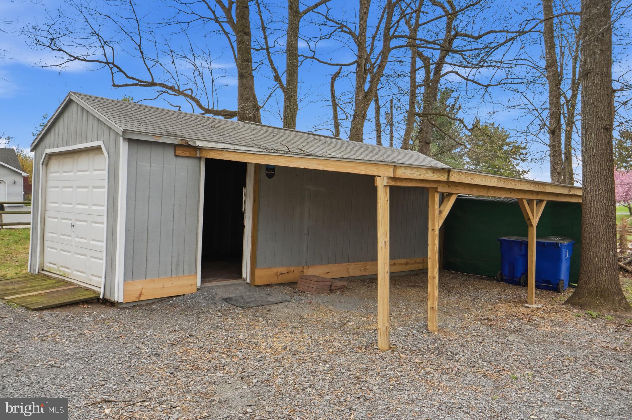 NEW MIDWAY - Residential