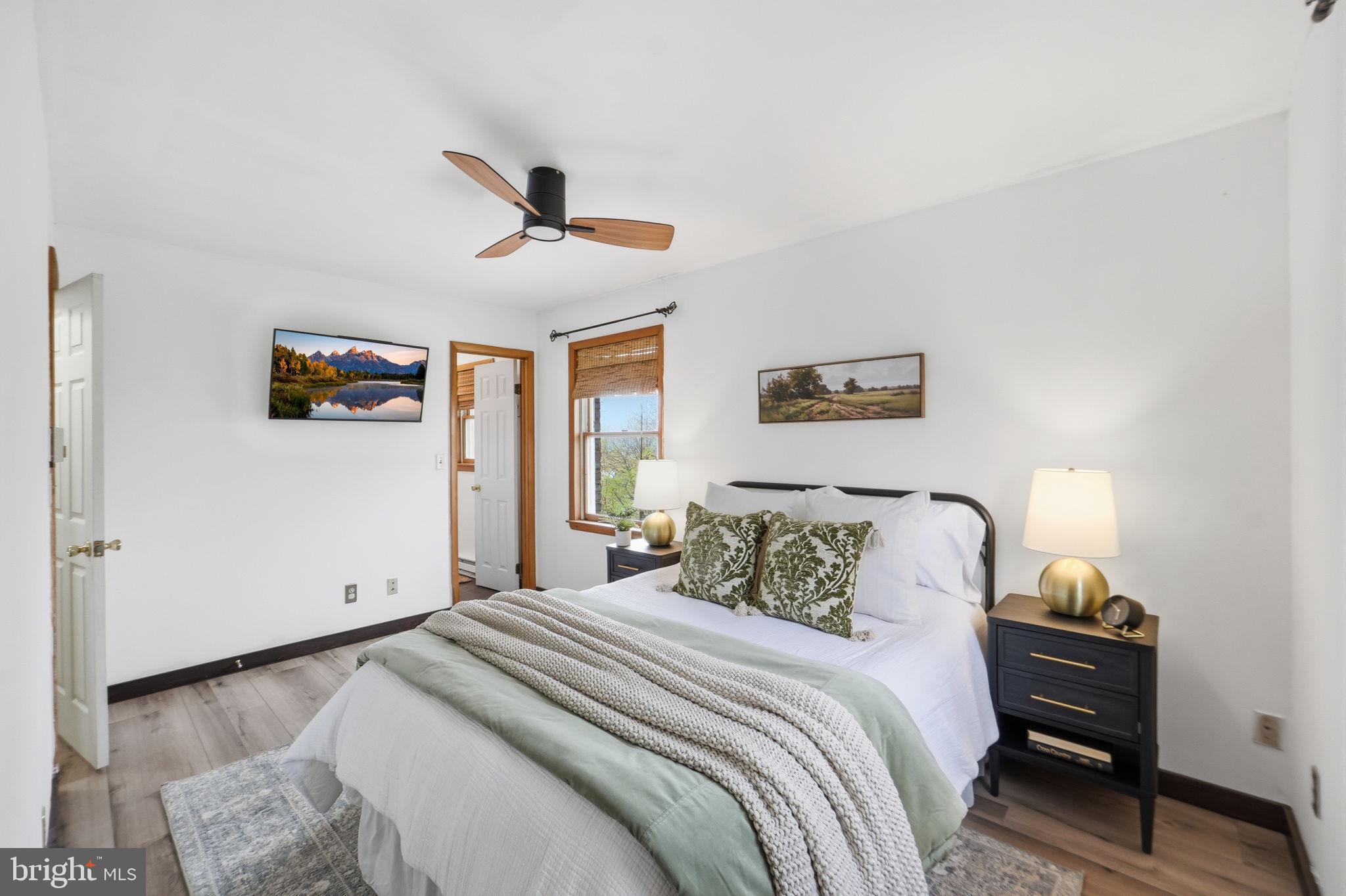 NEW MIDWAY - Residential