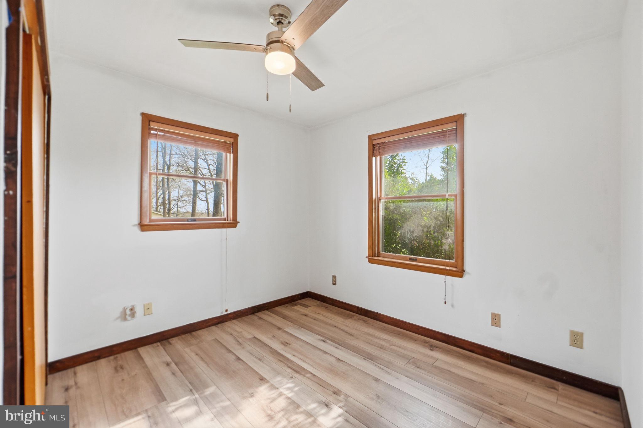 NEW MIDWAY - Residential