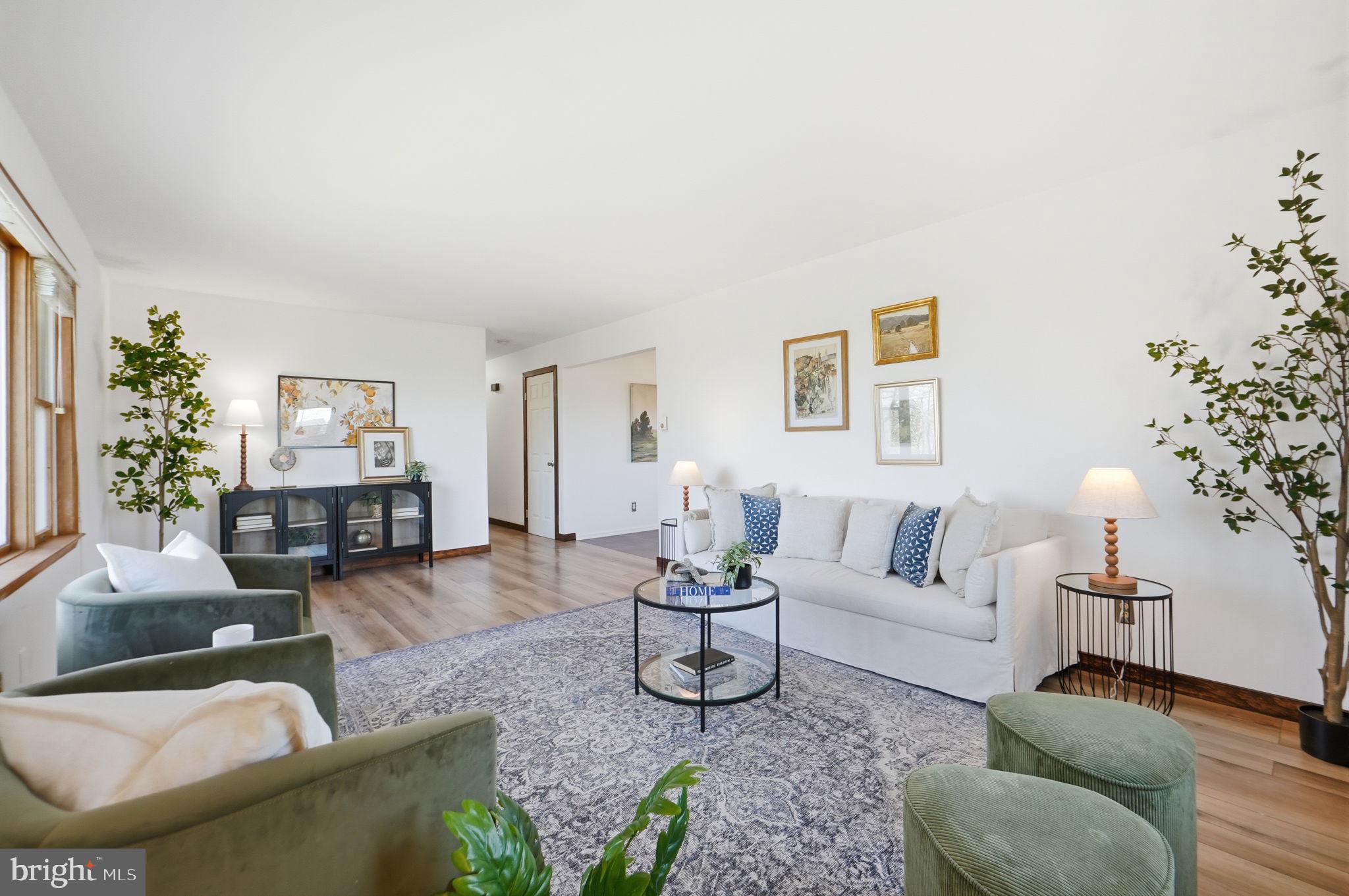 NEW MIDWAY - Residential