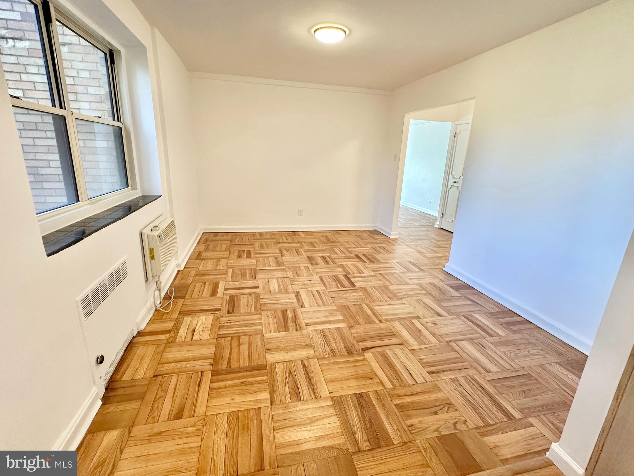 LATCHS LANE - Residential