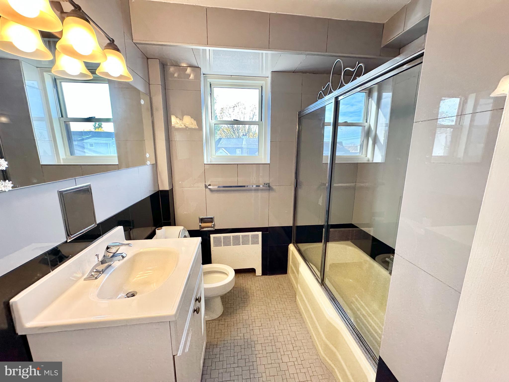 LATCHS LANE - Residential