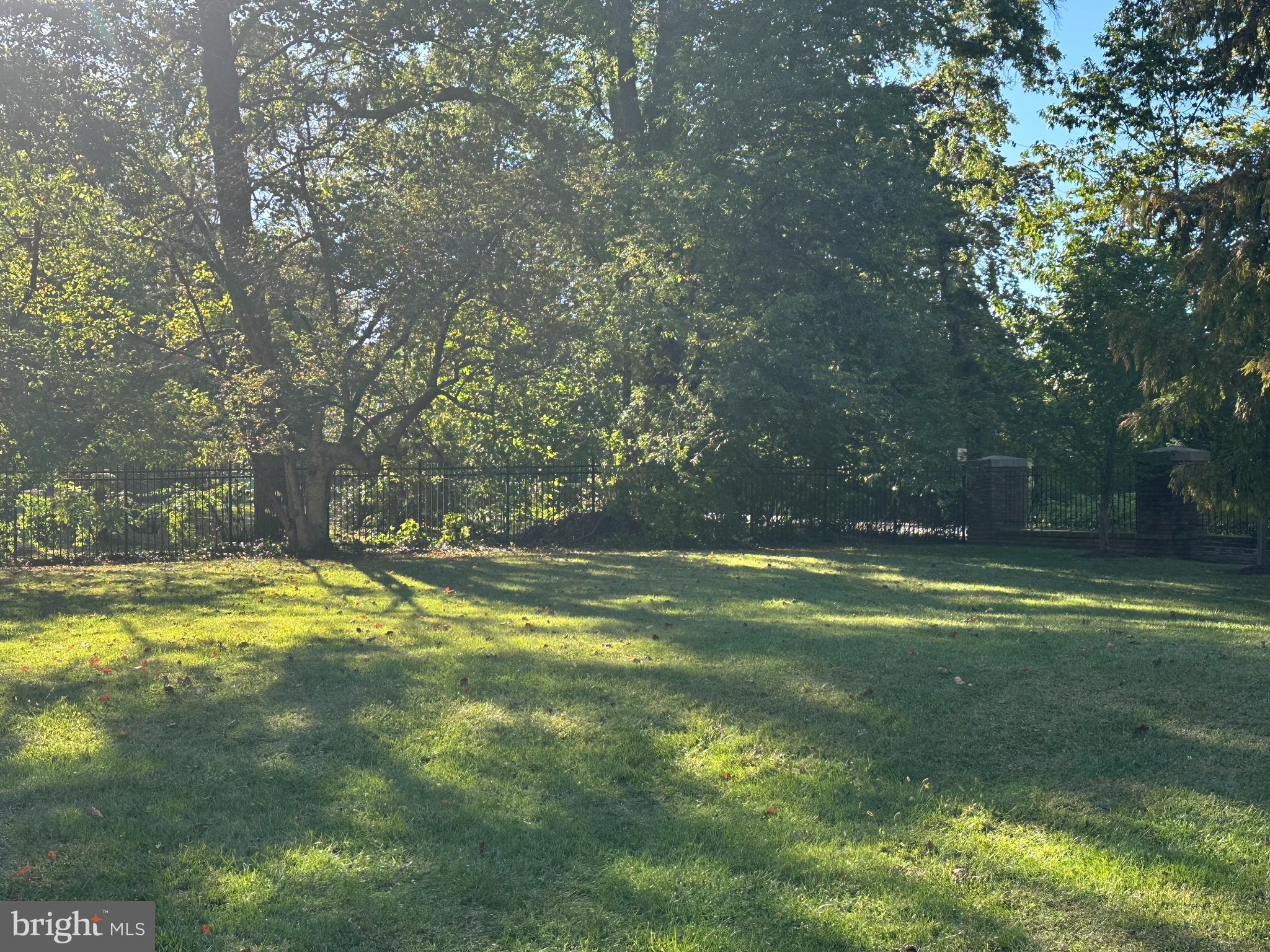 LATCHS LANE - Residential