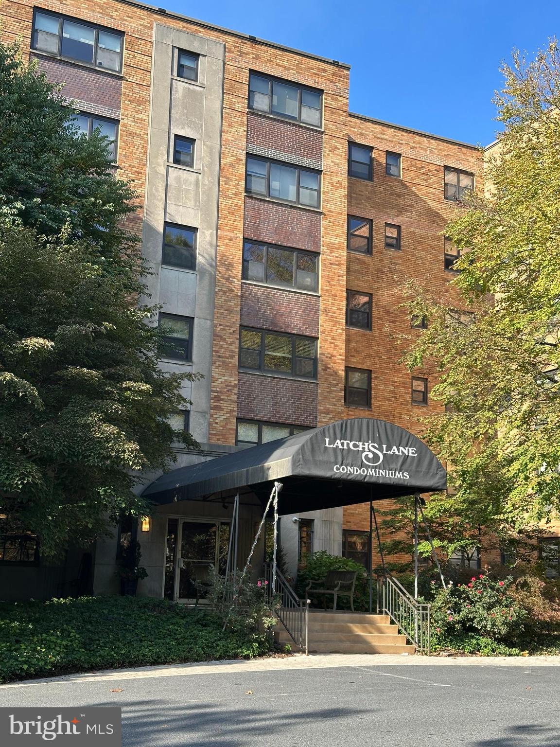 LATCHS LANE - Residential