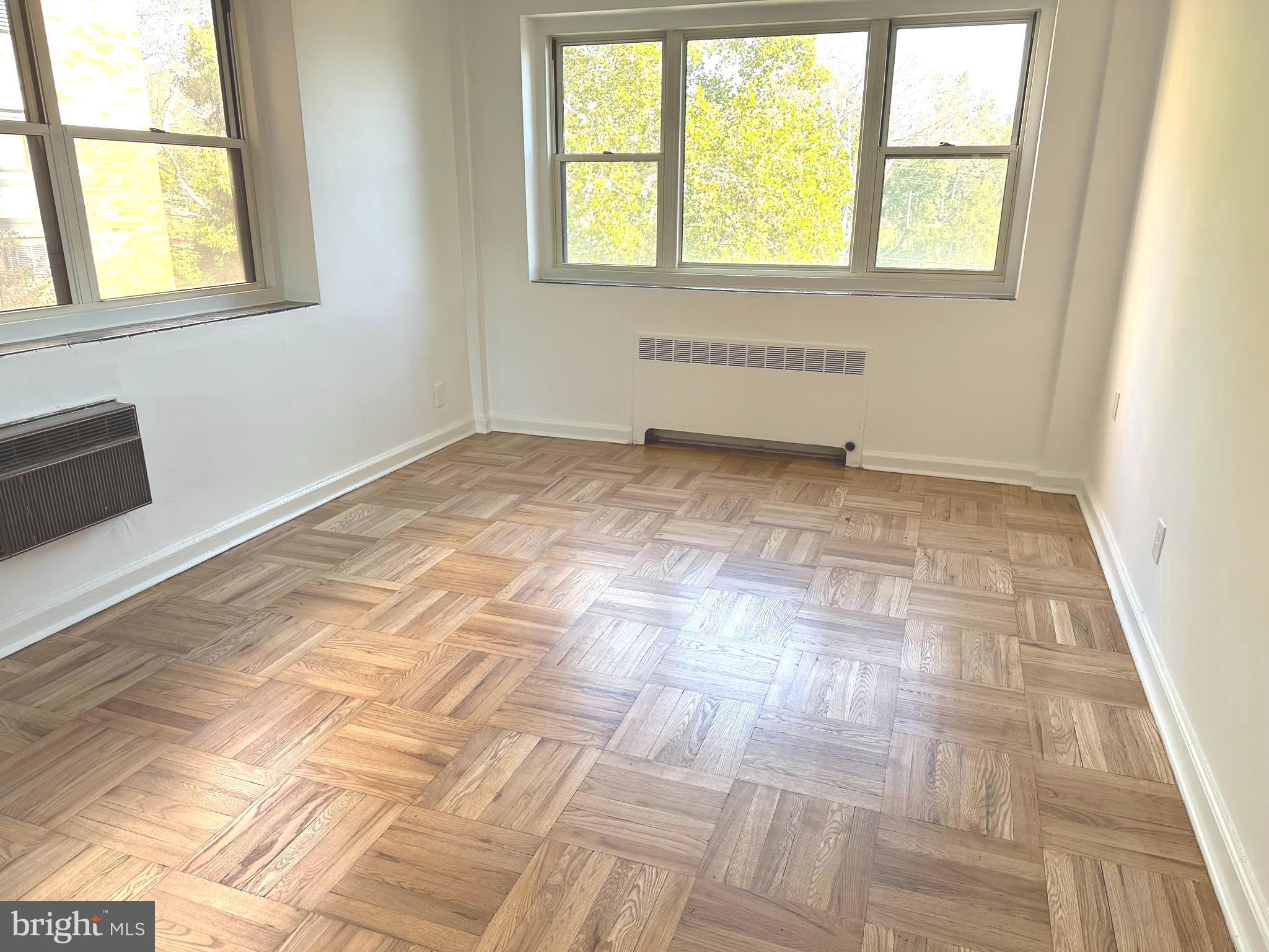 LATCHS LANE - Residential