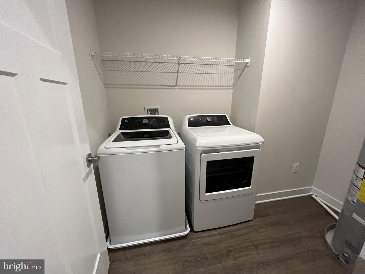 ROLLING HILLS - Residential Lease