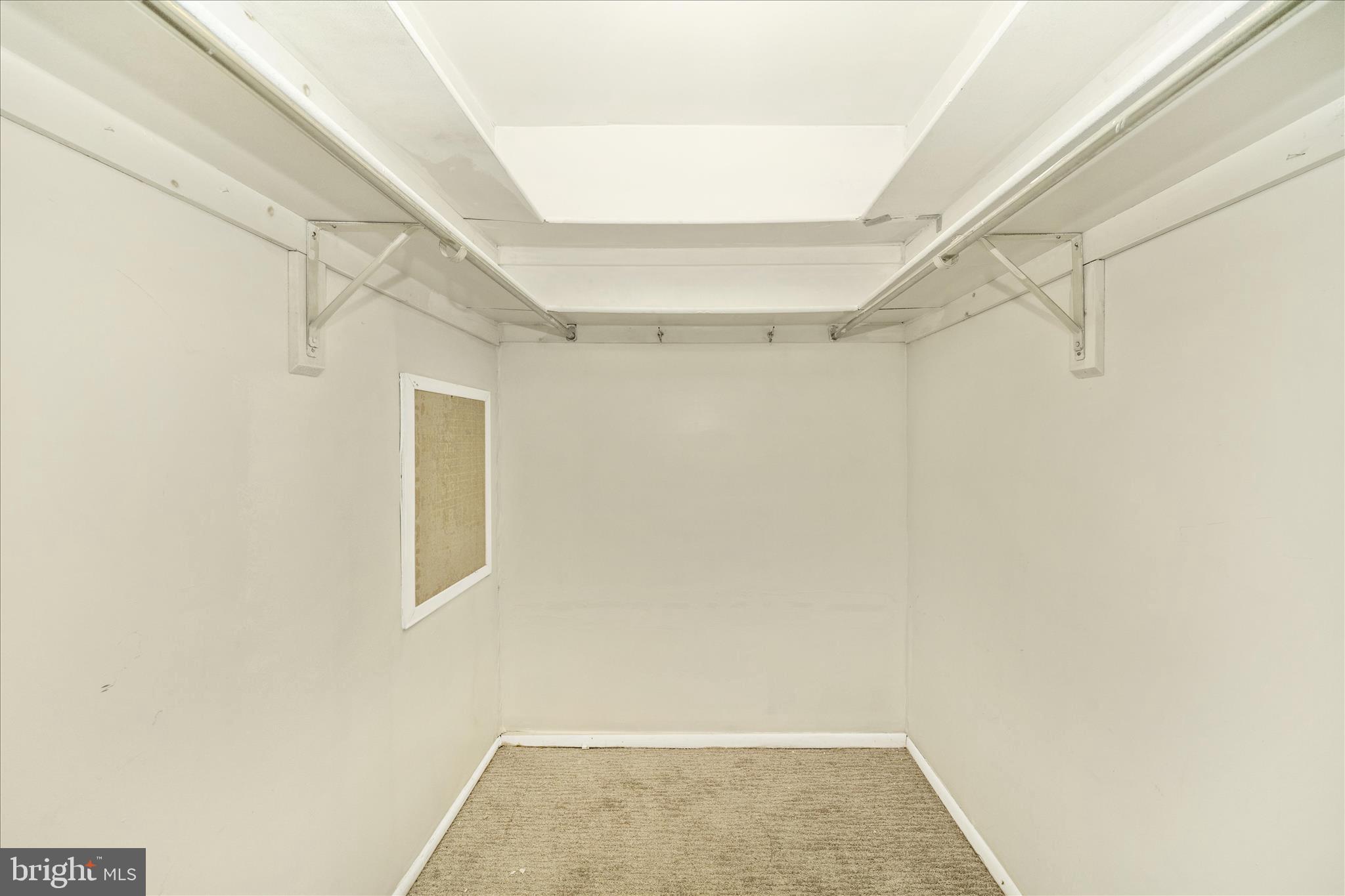 PINES CONDOMINIUM - Residential