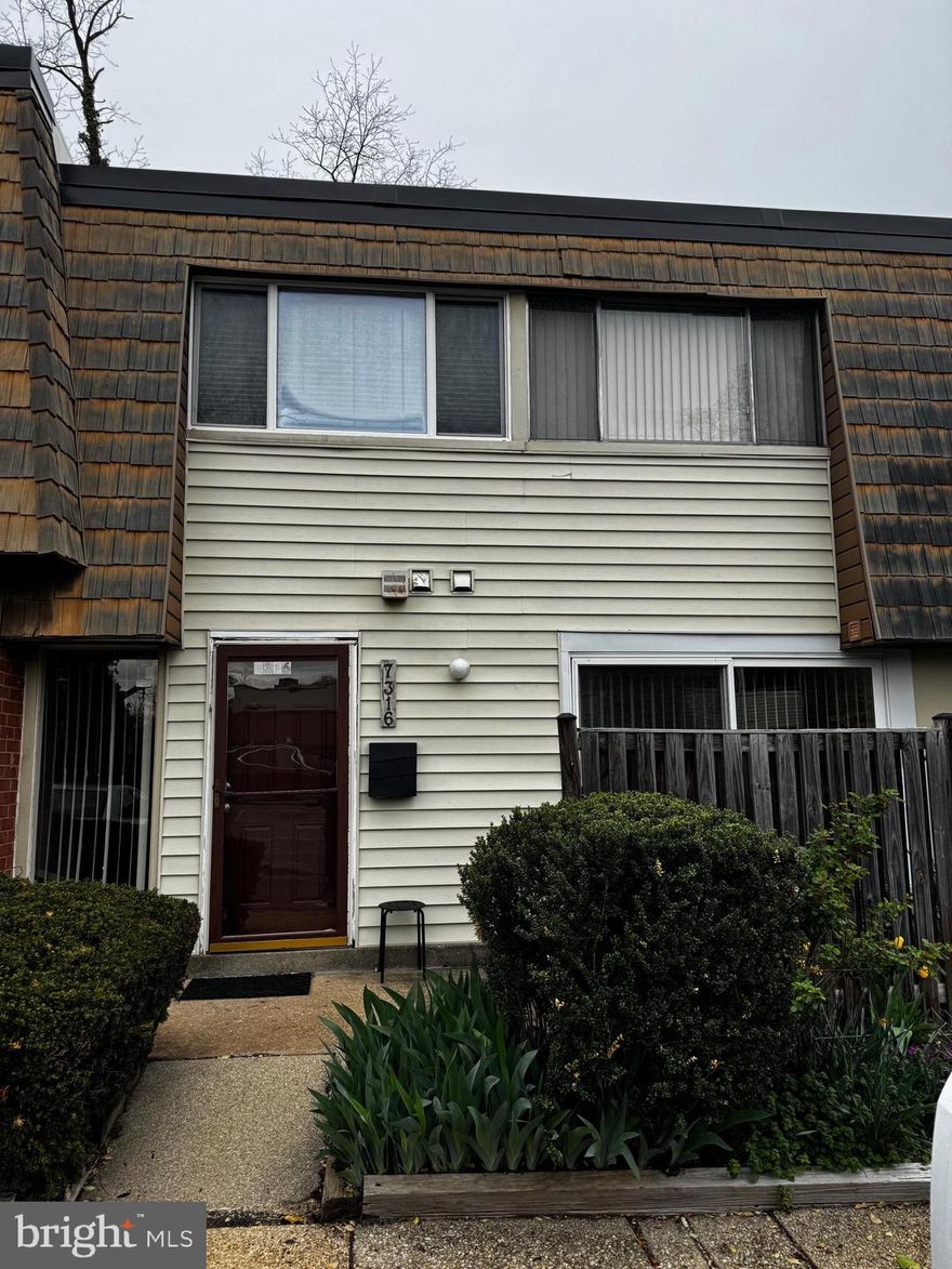 SELDOM AVAILABLE! THIS 3 BEDROOMS 2.5 BATH (1824 SQ FEET) TOWNHOUSE IS LOCATED IN THE COUNTY PART OF PARK VILLAGE. UPDATED EAT-IN KITCHEN WITH GRANITE COUNTERTOP, SUNKEN LIVING ROOM WITH FIREPLACE & SLIDERS TO PRIVATE PATIO, LARGE DINING ROOM, PARQUET FLOORS THROUGHOUT, RECESSED LIGHTING, SPACIOUS MASTER BEDROOM WITH WALK-IN CLOSET & PRIVATE BATH, THE OTHER 2 BEDROOMS ARE ALSO LARGE.  HVAC AND WATER HEATER REPLACED 2 YEARS AGO. RECENTLY REPLACED ROOF (COVERED UNDER CONDO ASSOCIATION). FENCED BACKYARD.