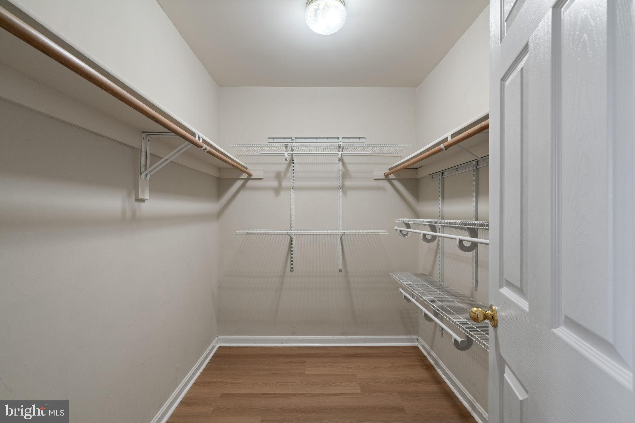 POTOMAC CROSSING - Residential