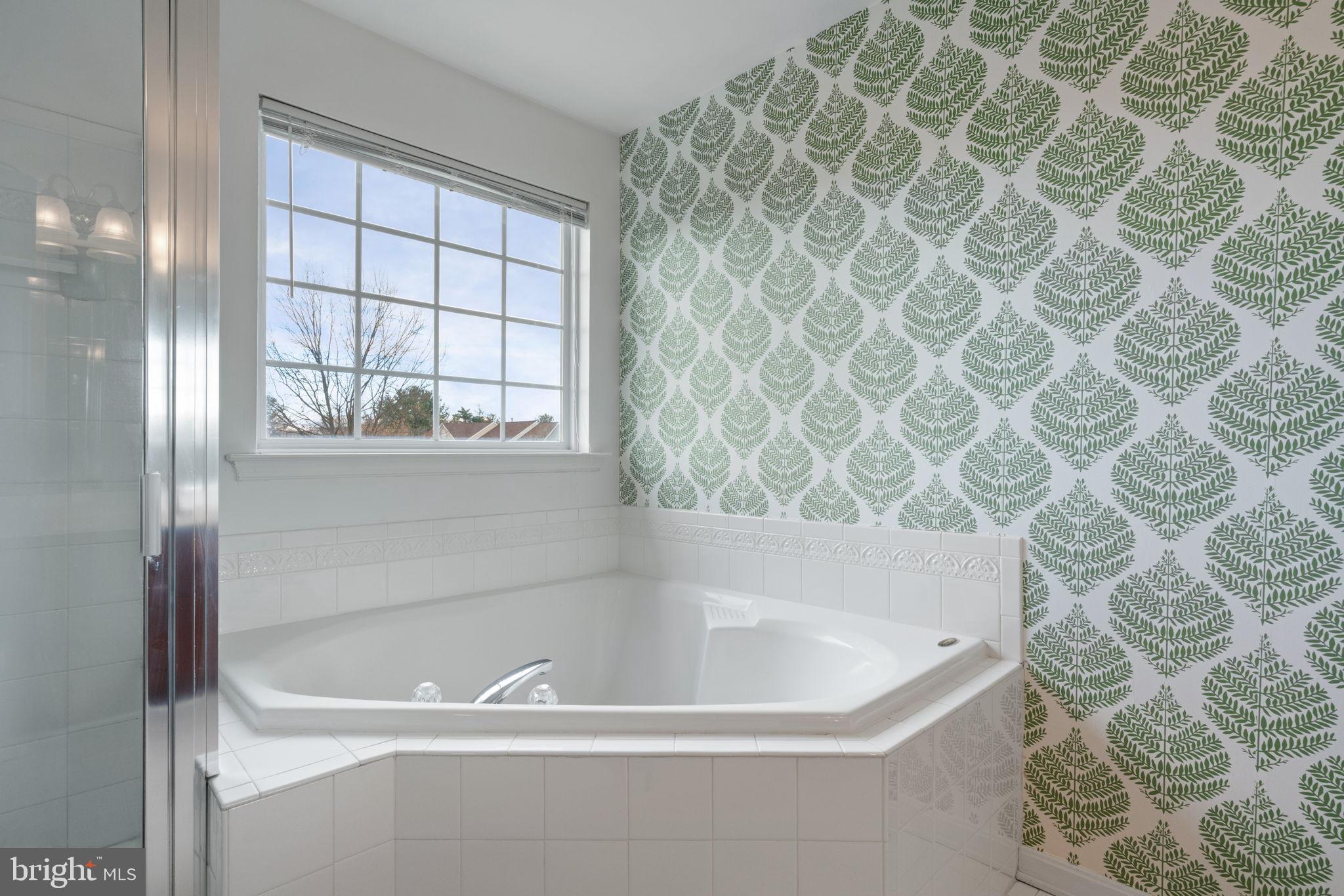 POTOMAC CROSSING - Residential