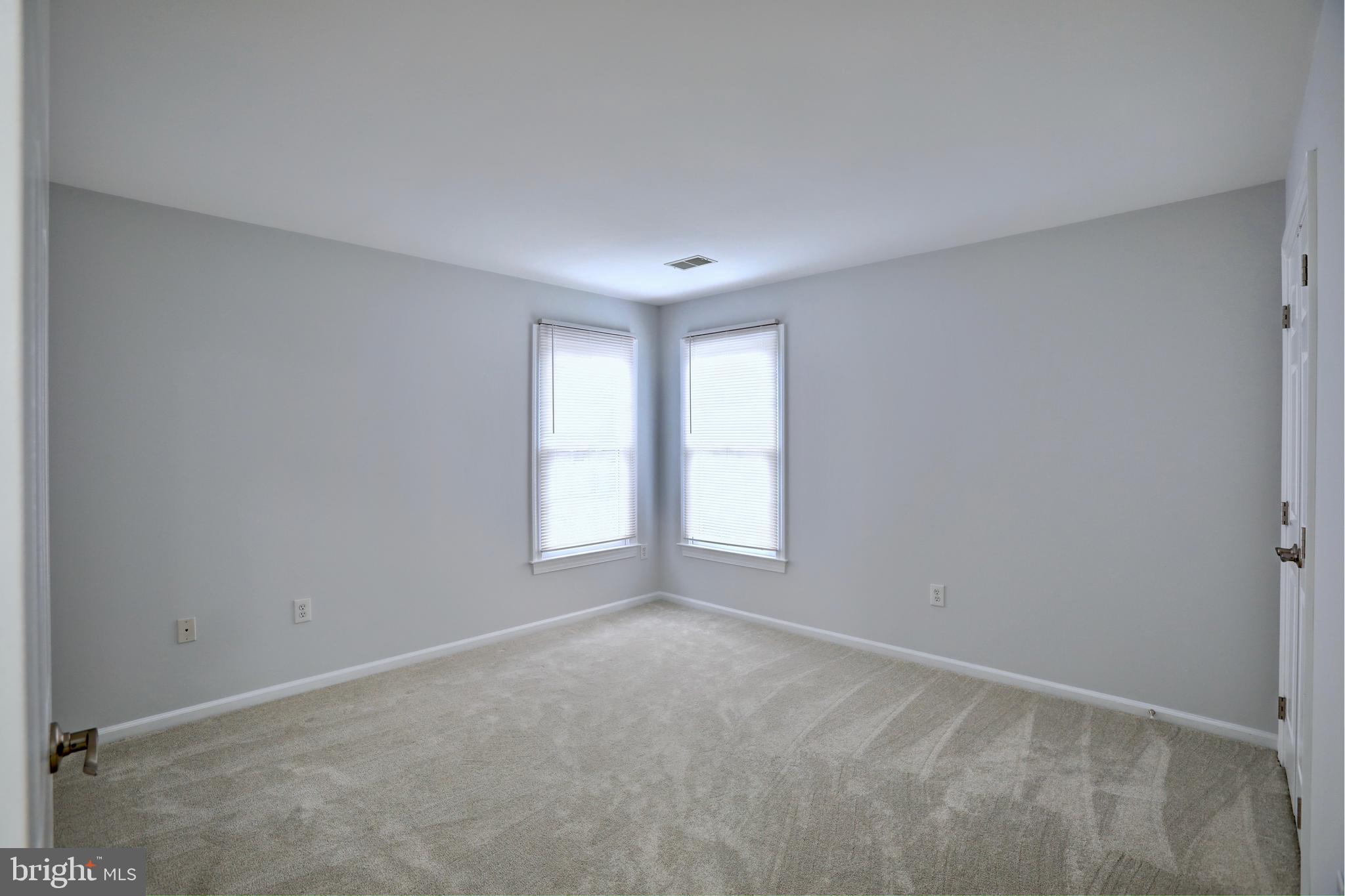 ESTATES AT LEETON MANOR - Residential