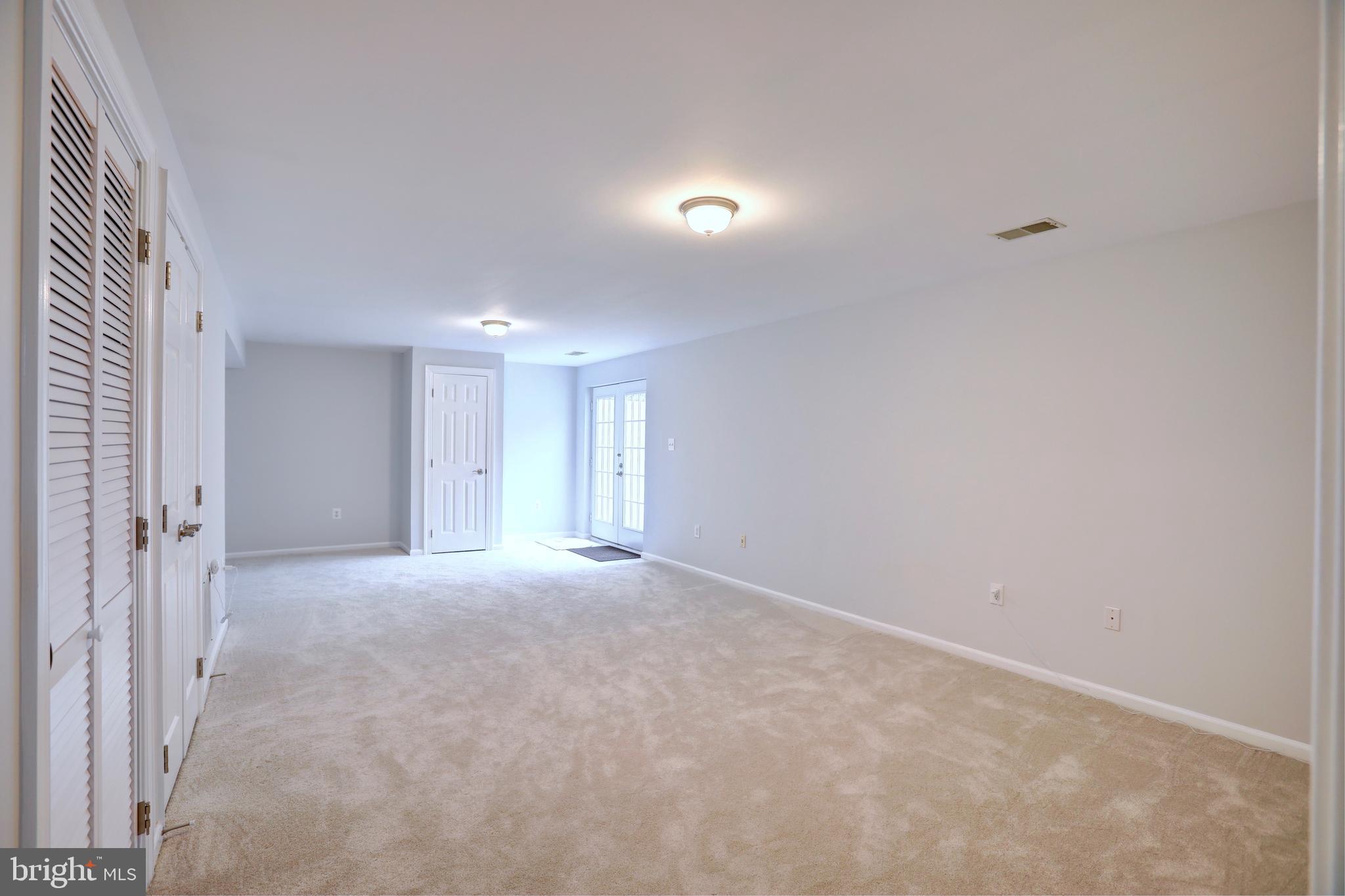 ESTATES AT LEETON MANOR - Residential