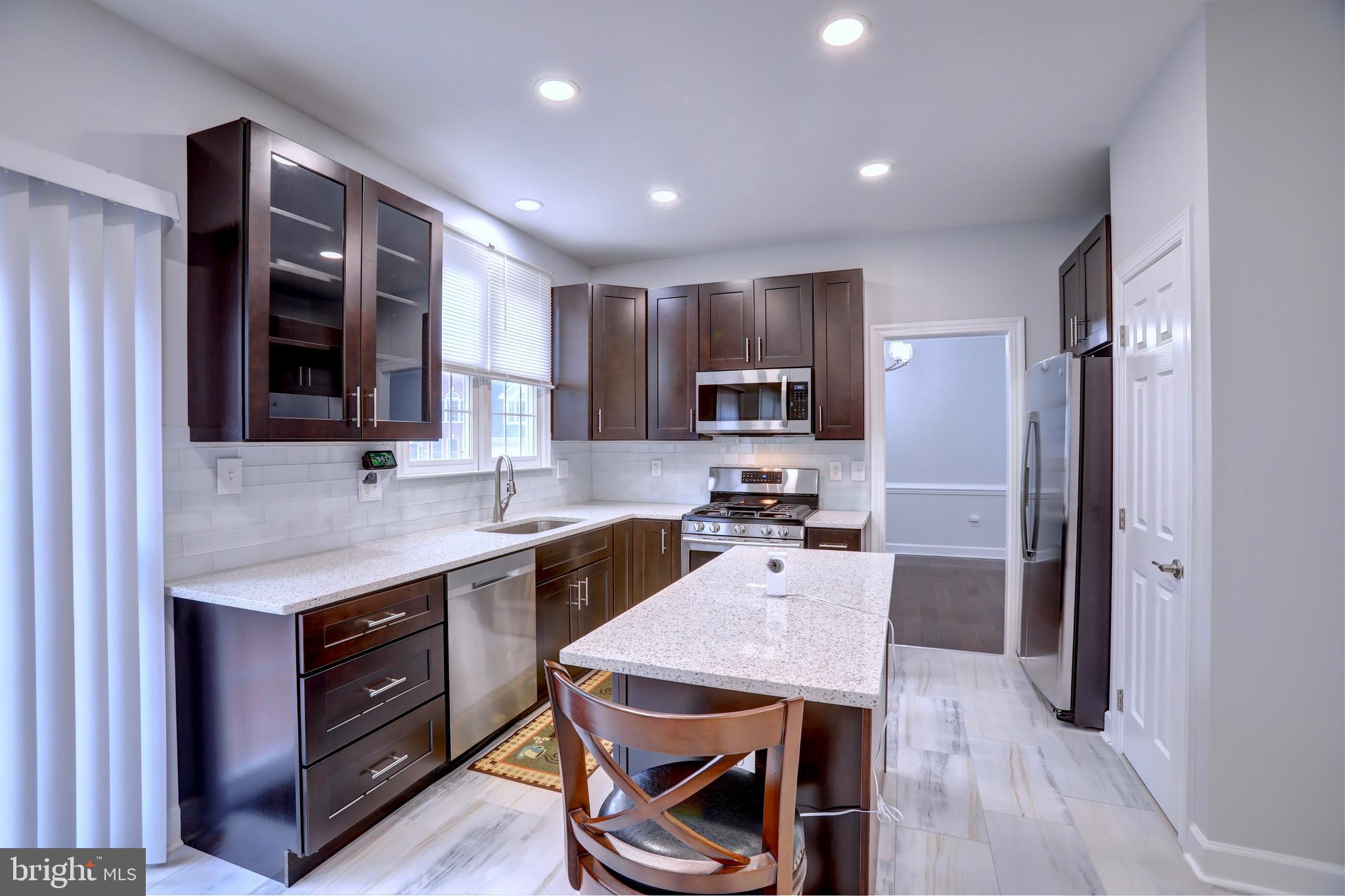 ESTATES AT LEETON MANOR - Residential