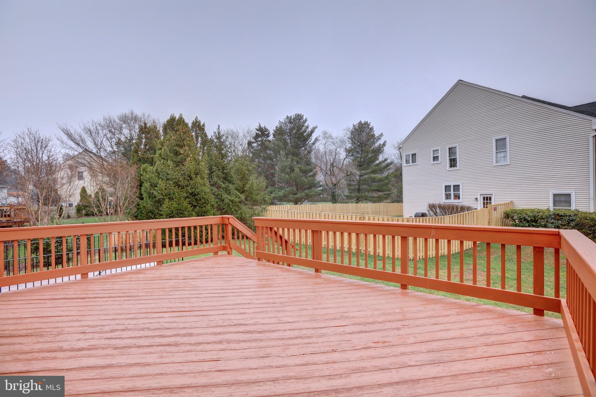 ESTATES AT LEETON MANOR - Residential