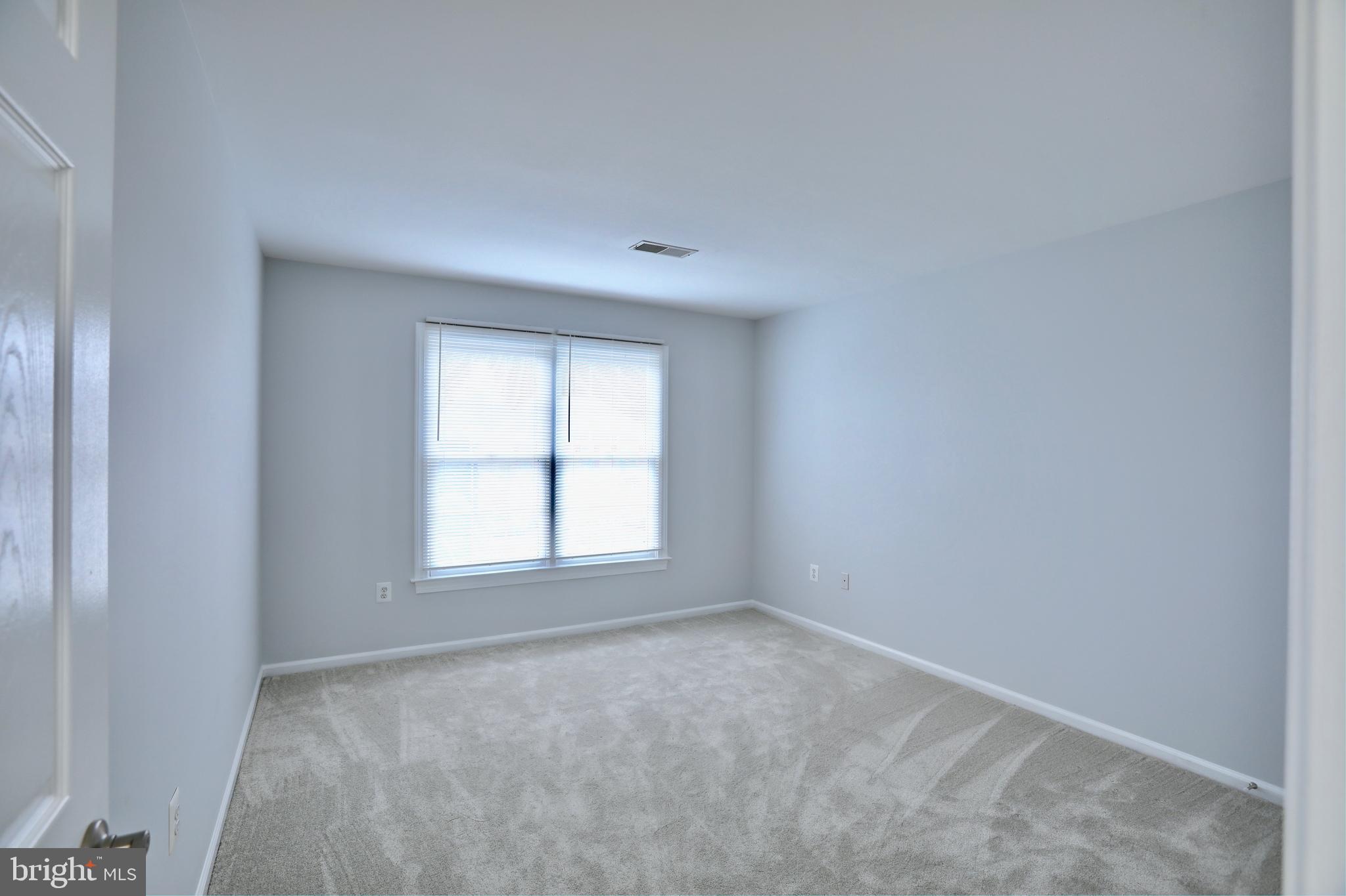 ESTATES AT LEETON MANOR - Residential