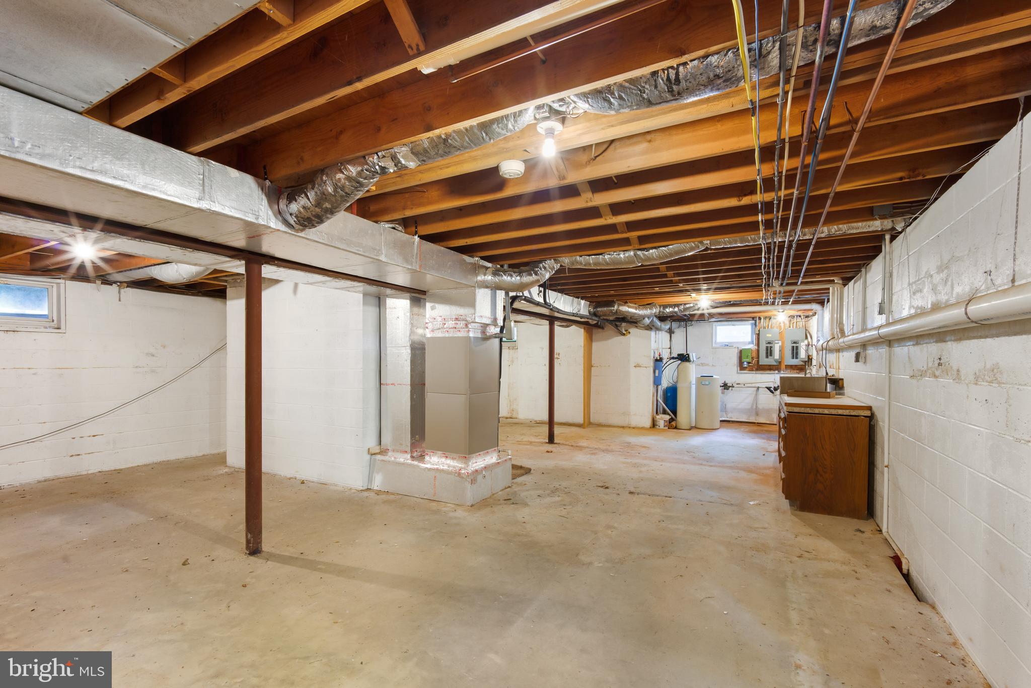 ROCK HALL - Residential