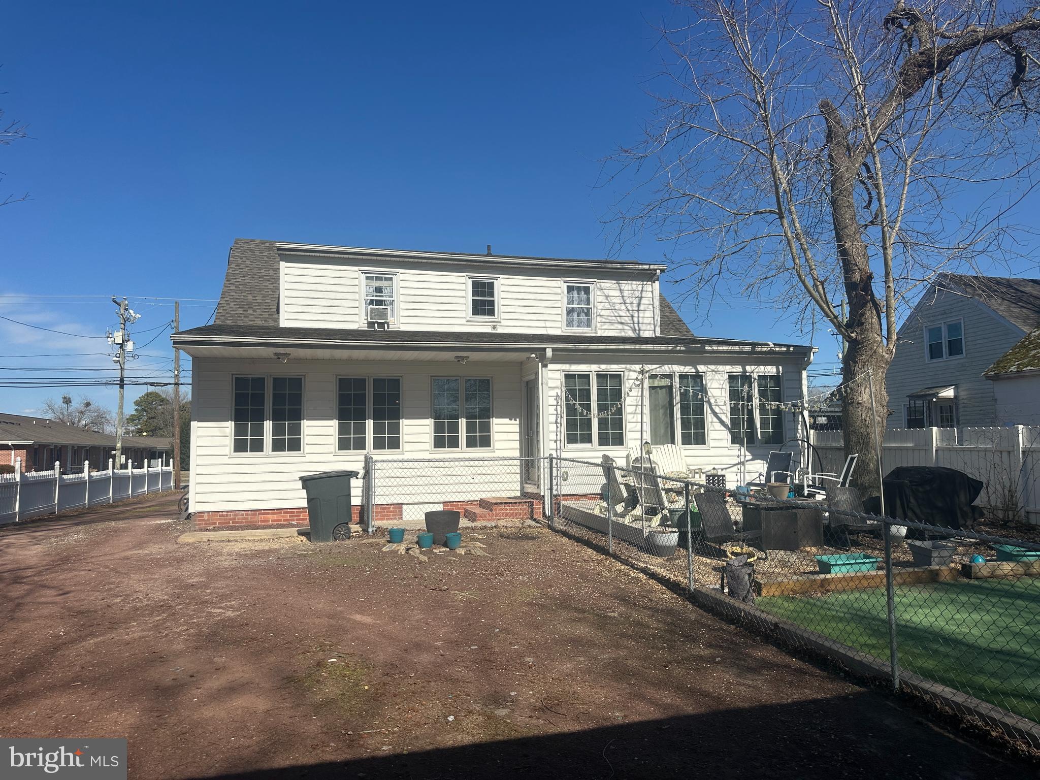 1010 CEDAR STREET