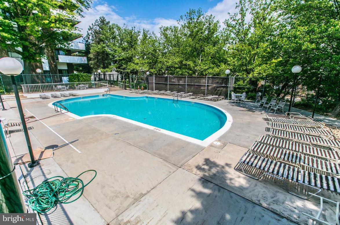 LANDMARK - Residential