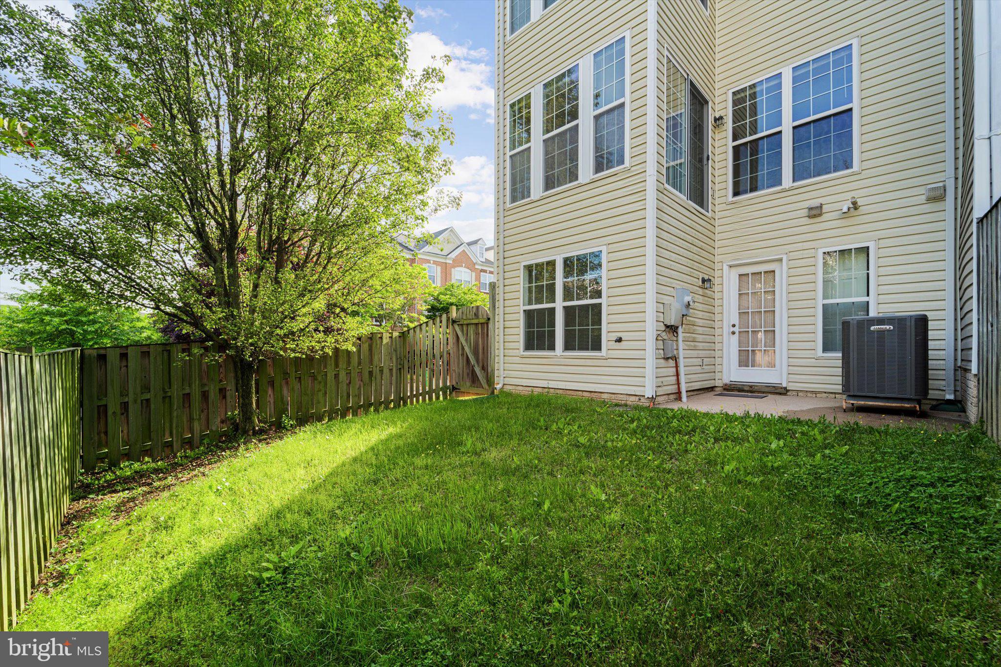 LAUREL HILL LANDBAY - Residential