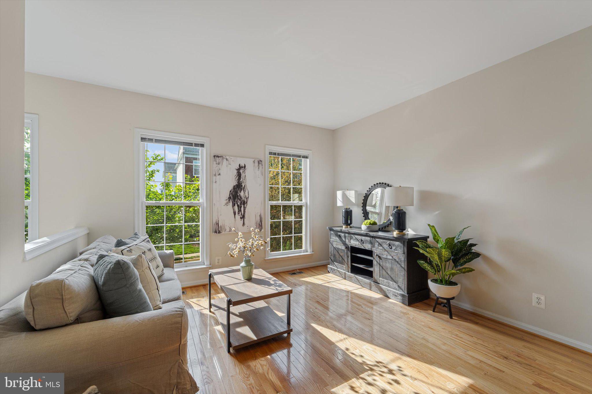 LAUREL HILL LANDBAY - Residential