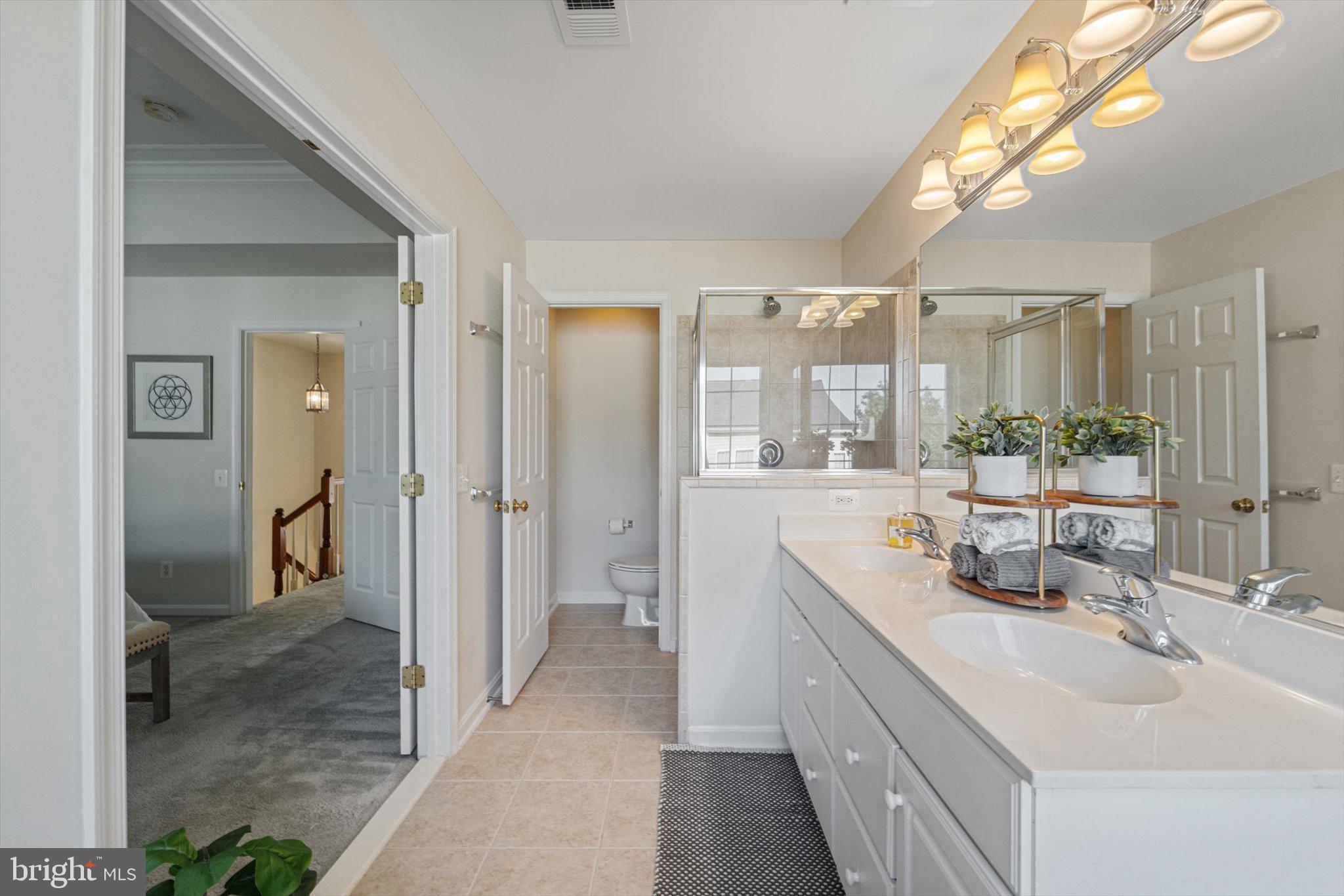 LAUREL HILL LANDBAY - Residential