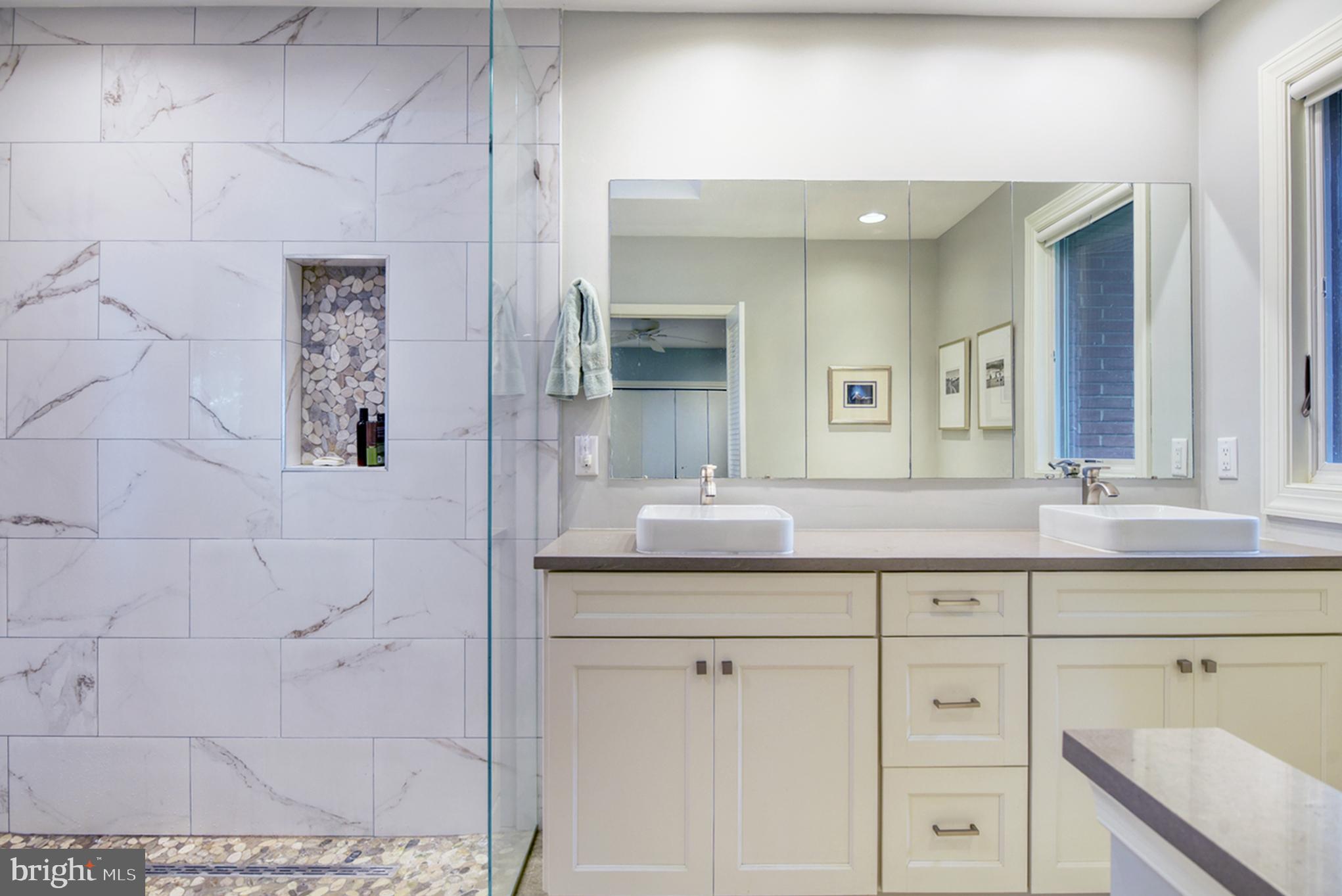 COLLEGE HEIGHTS - Residential