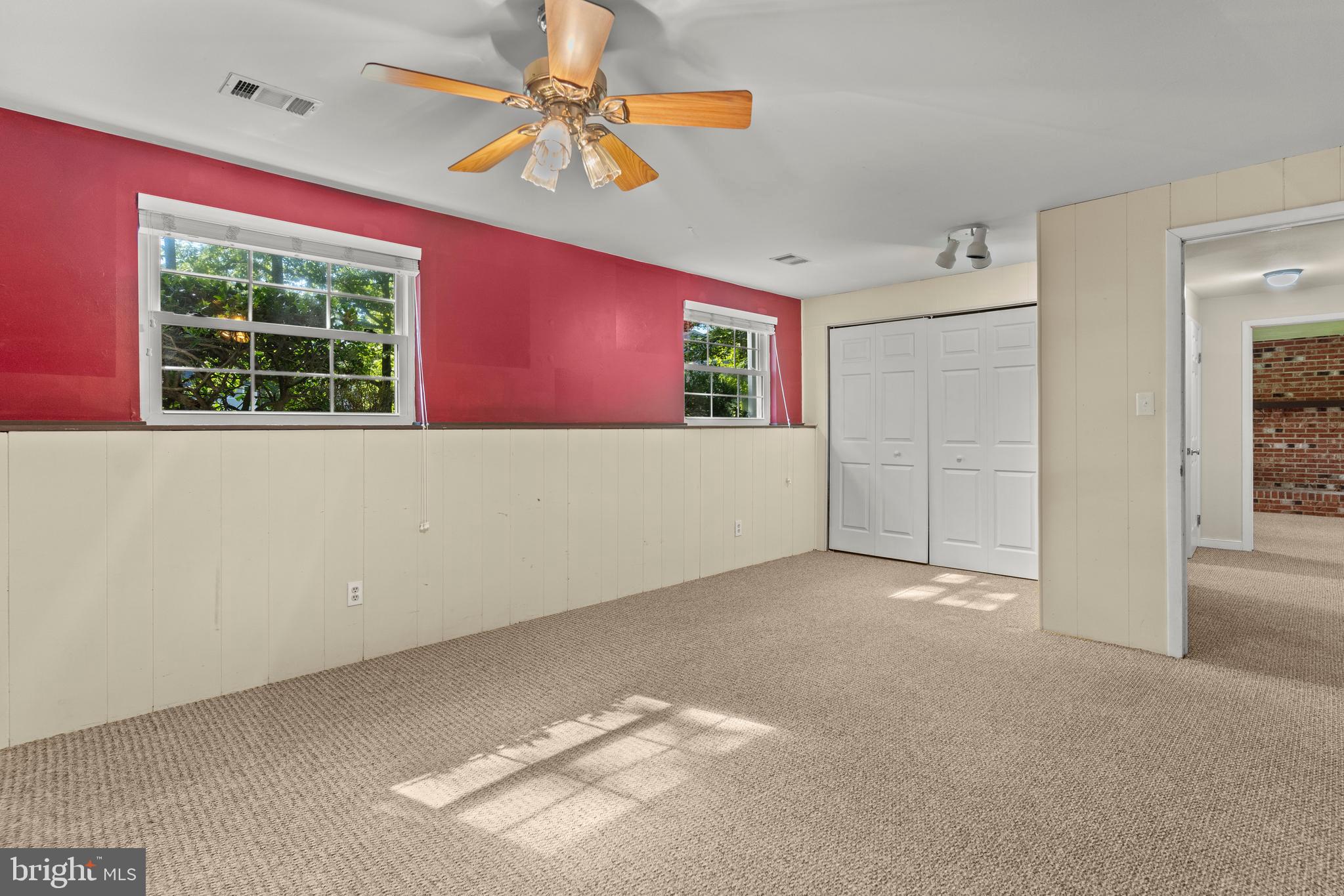 DEVONNE WOODS - Residential