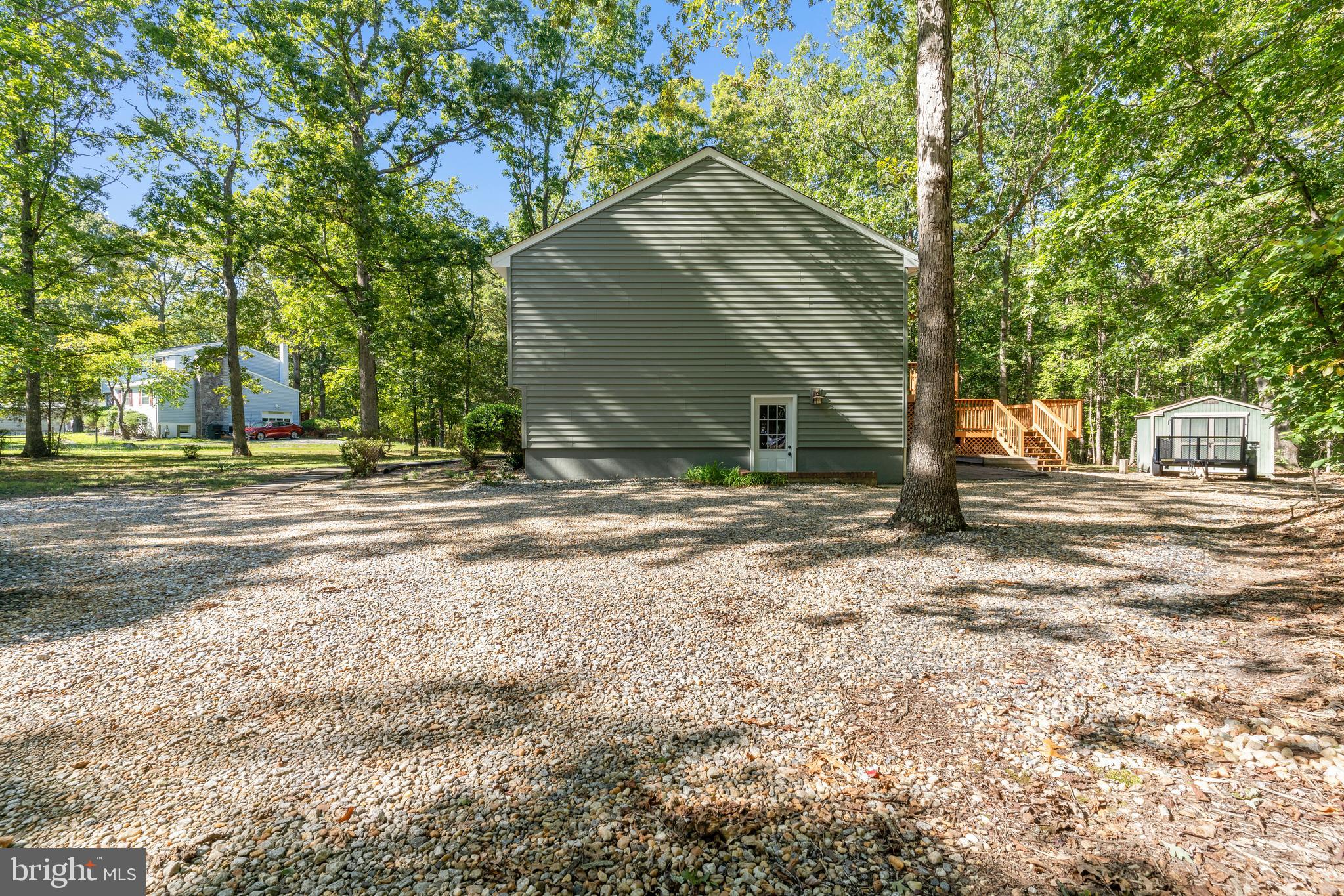 DEVONNE WOODS - Residential