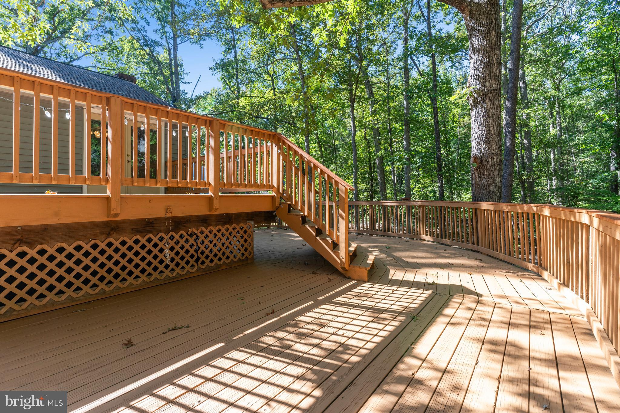 DEVONNE WOODS - Residential