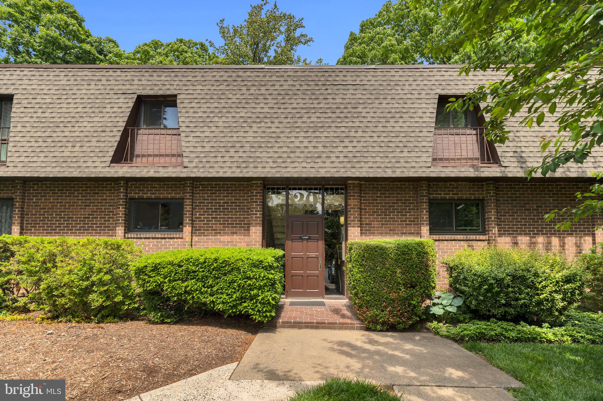 VANTAGE HILL - Residential