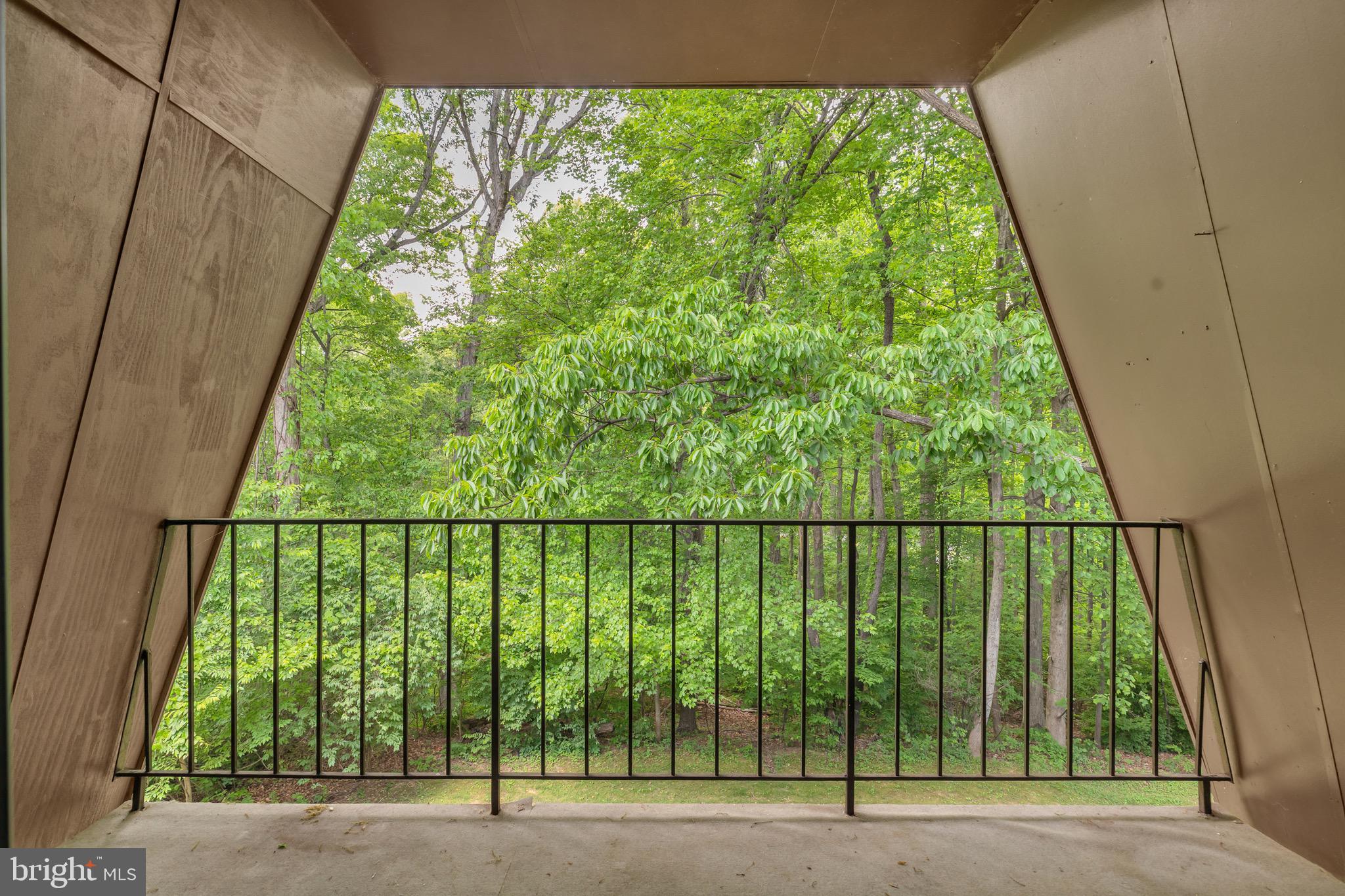 VANTAGE HILL - Residential