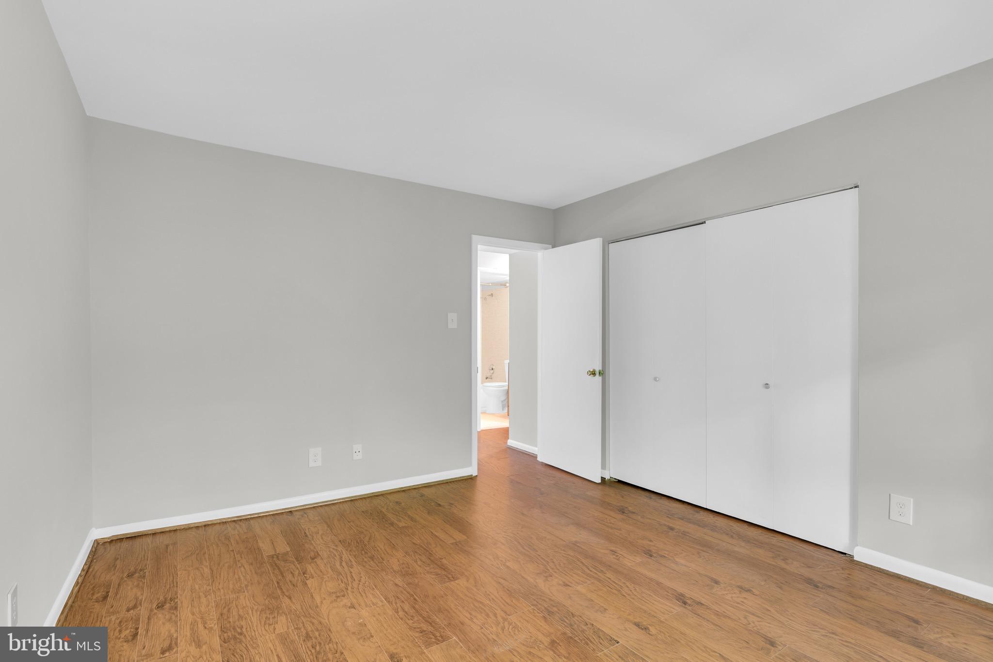 VANTAGE HILL - Residential
