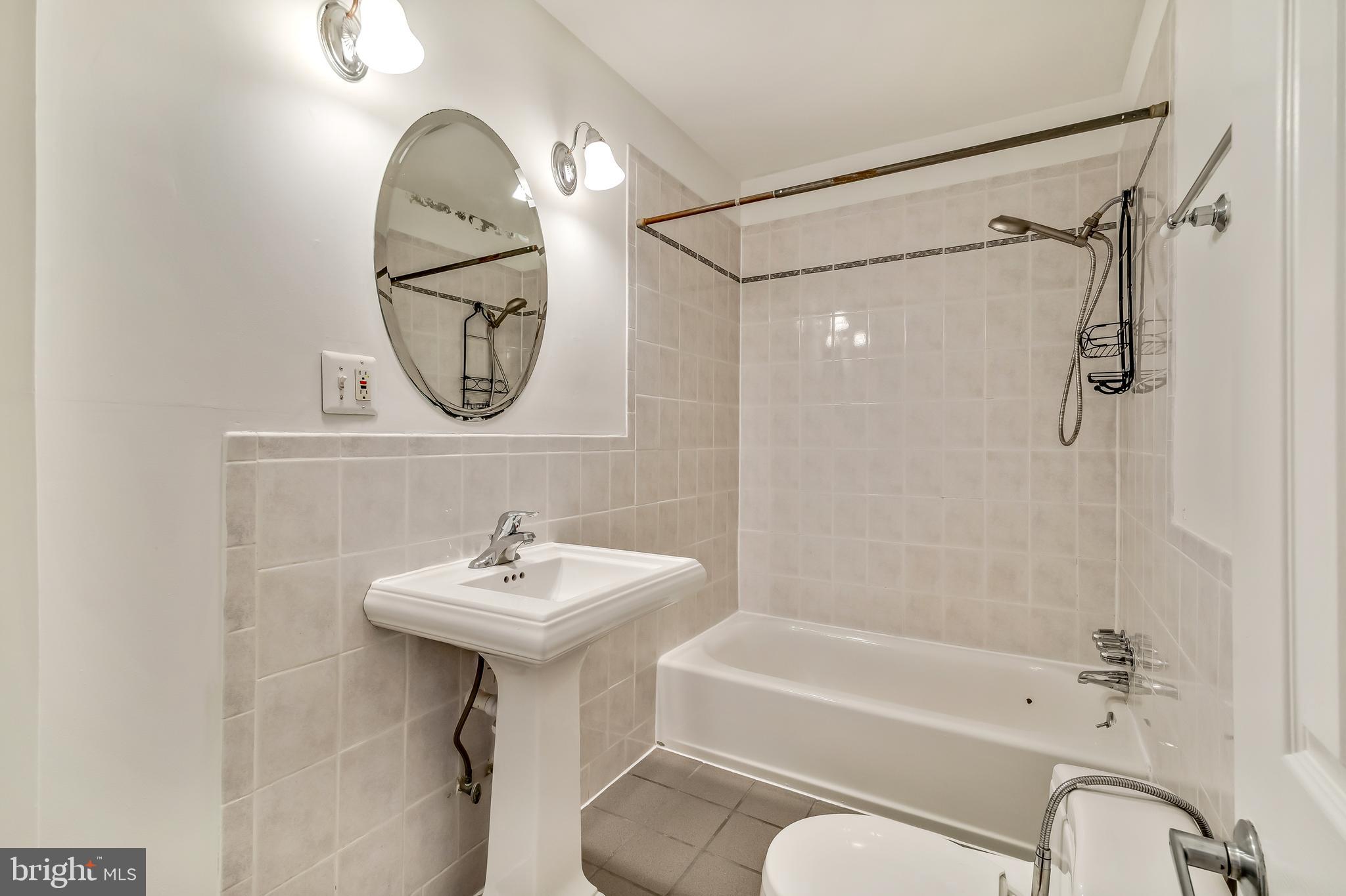 BELLA VISTA - Residential