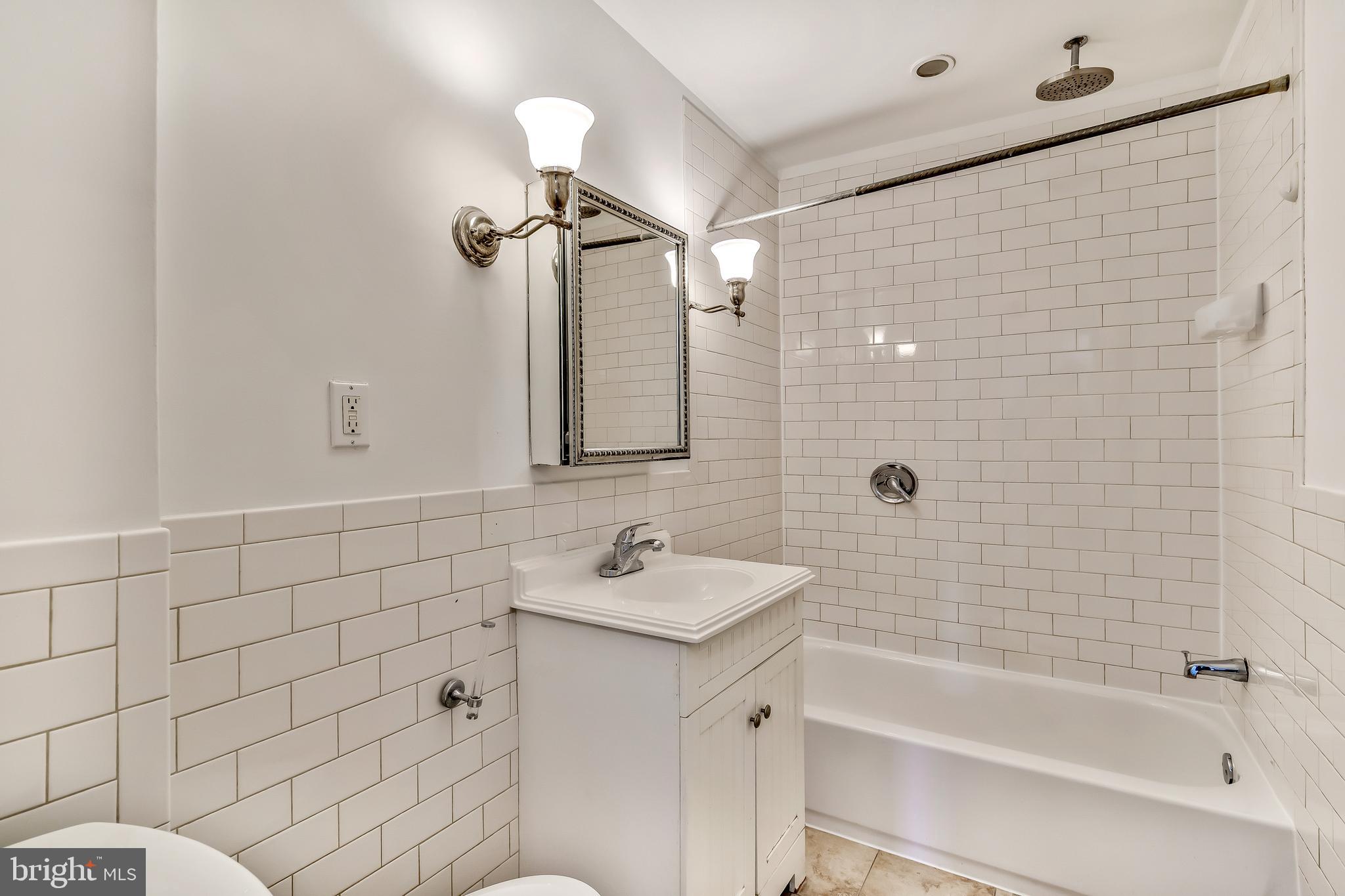 BELLA VISTA - Residential