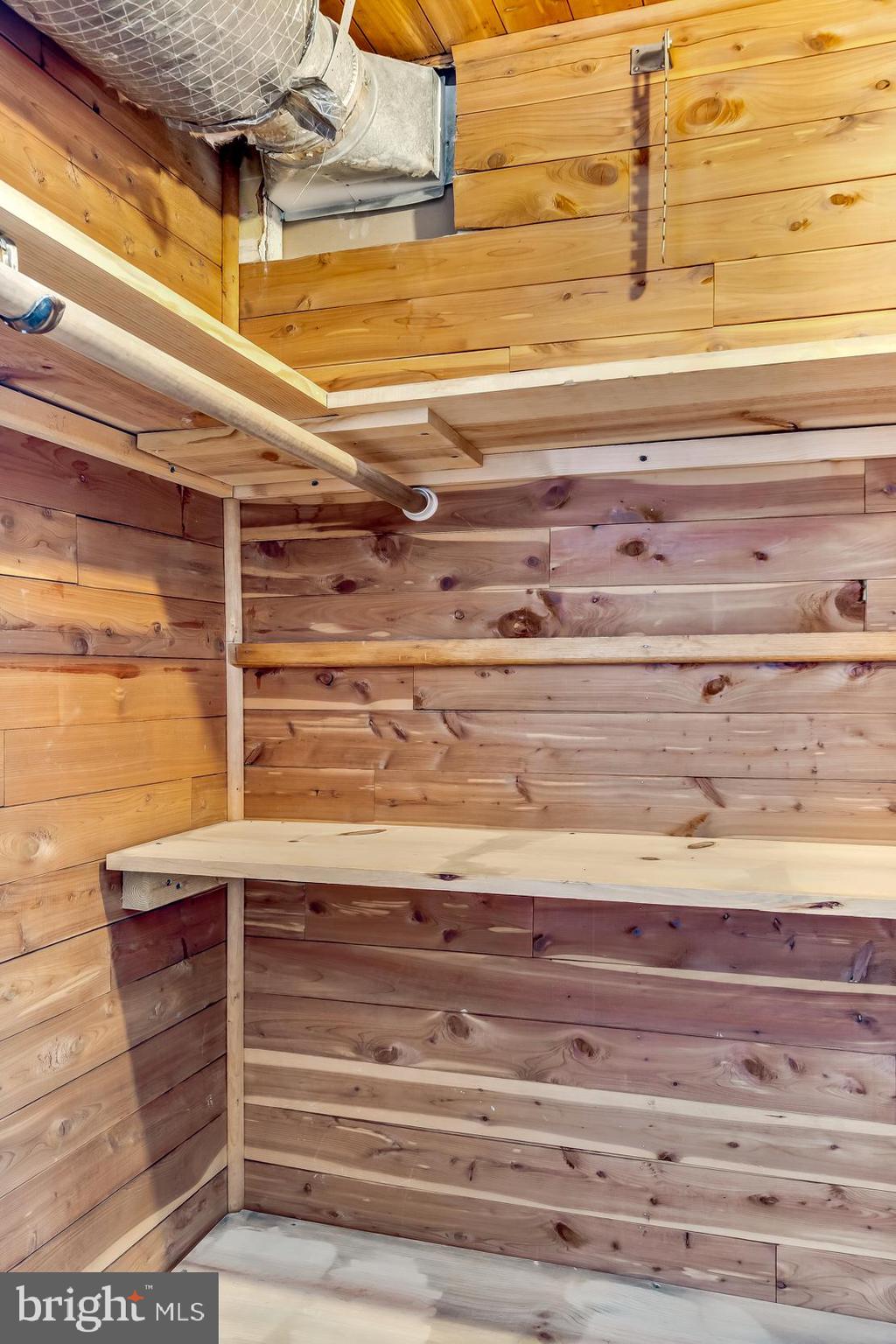 BELLA VISTA - Residential