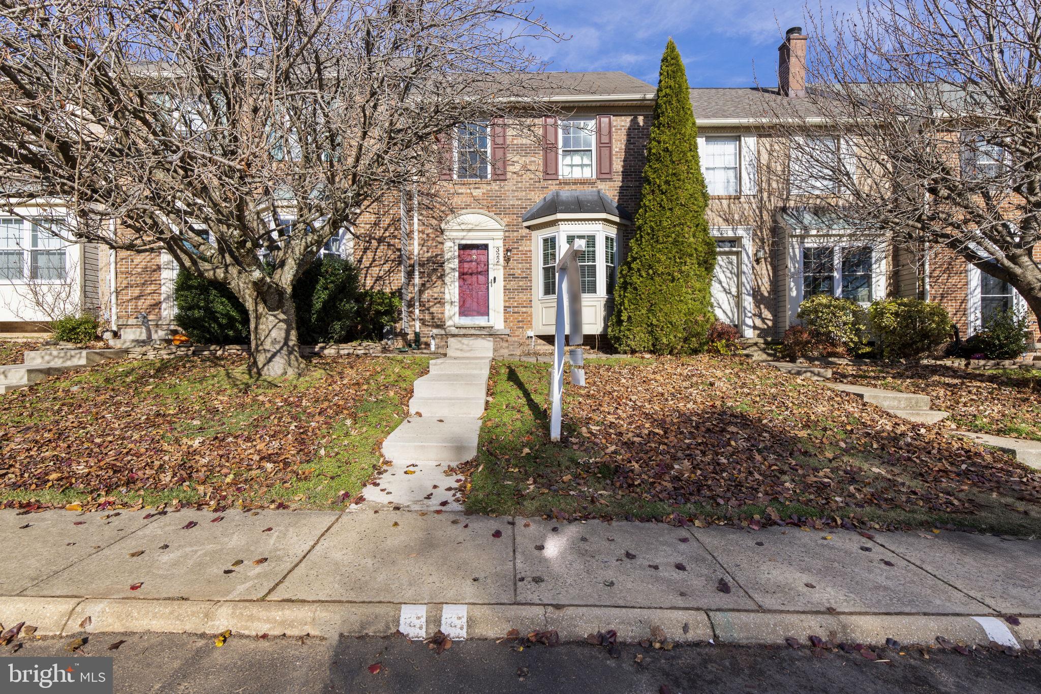 CONSTANT FRIENDSHIP - Residential