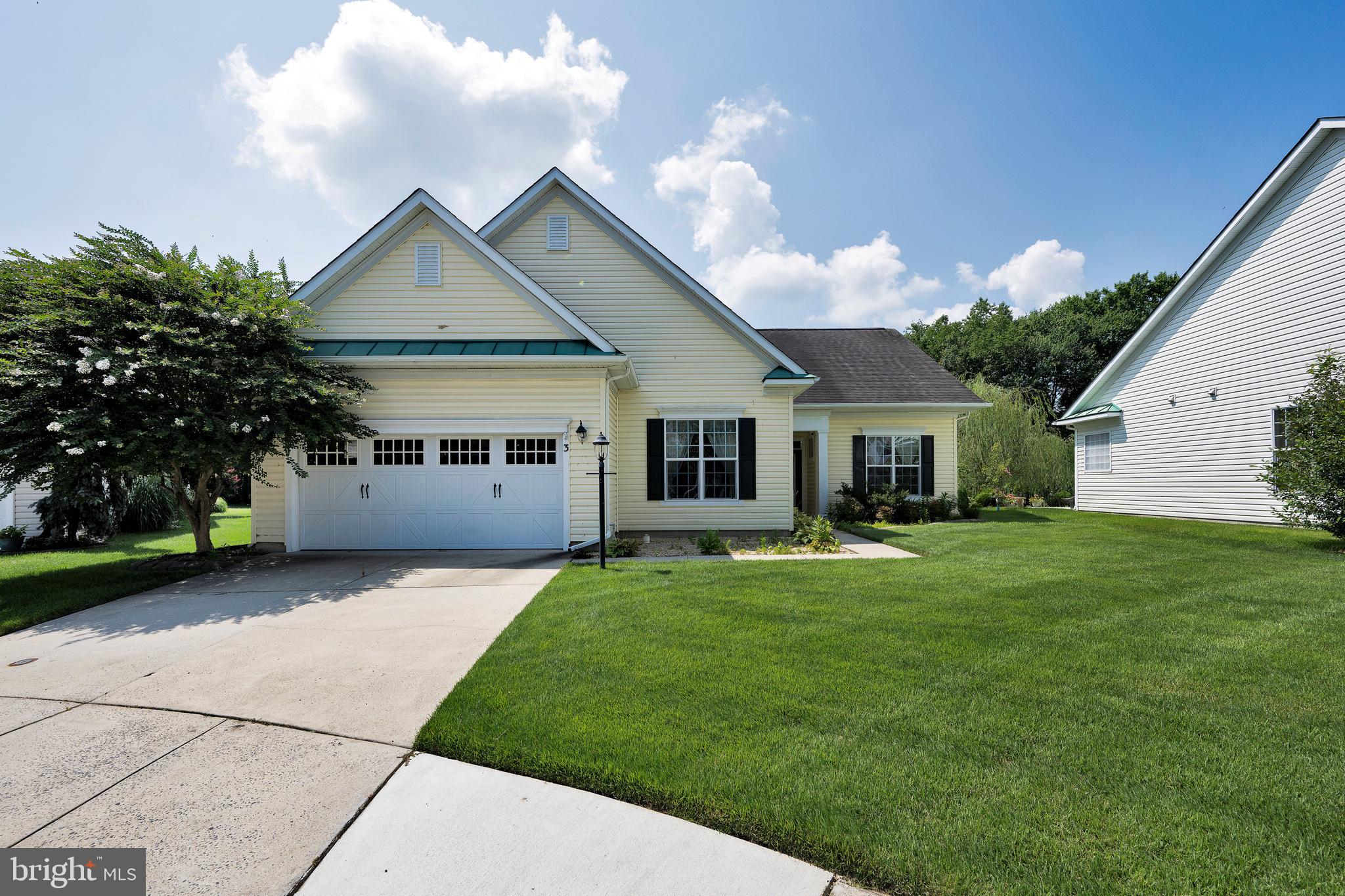 3 AMANDAS TEAL DRIVE