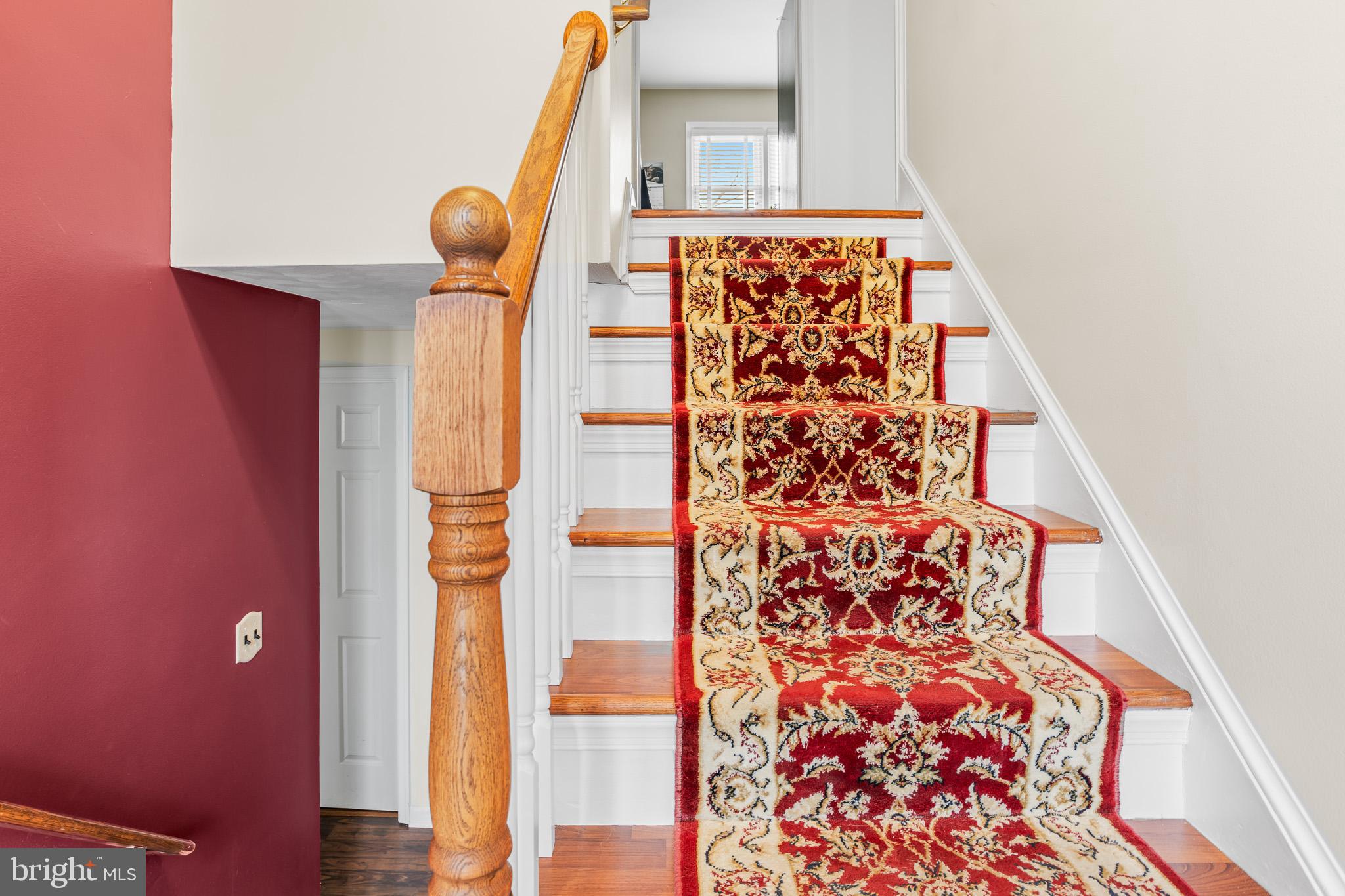 WHITE PLAINS - Residential