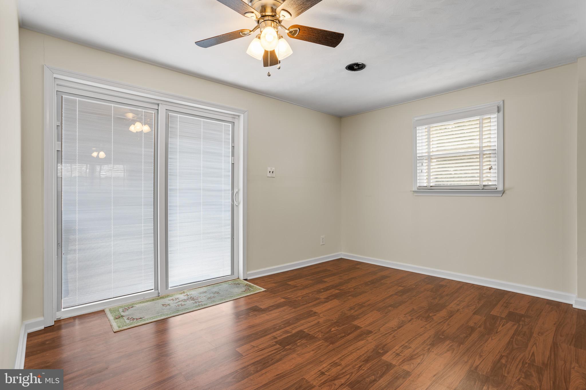 WHITE PLAINS - Residential