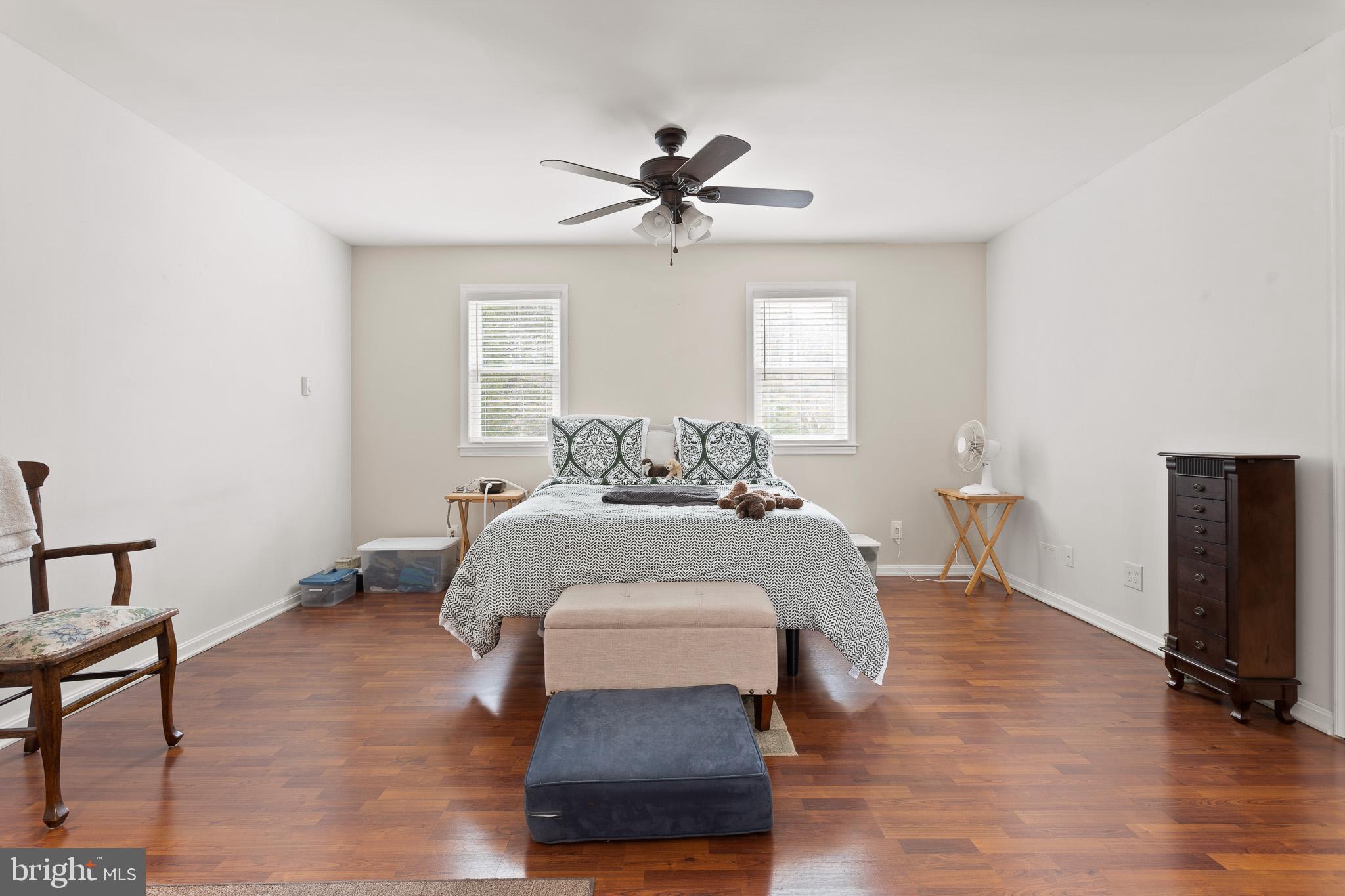 WHITE PLAINS - Residential