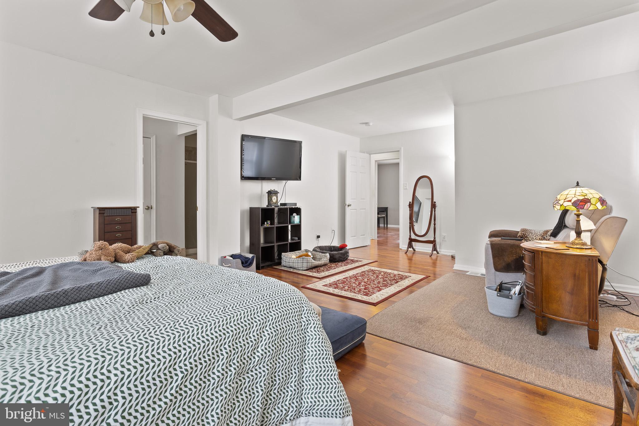 WHITE PLAINS - Residential