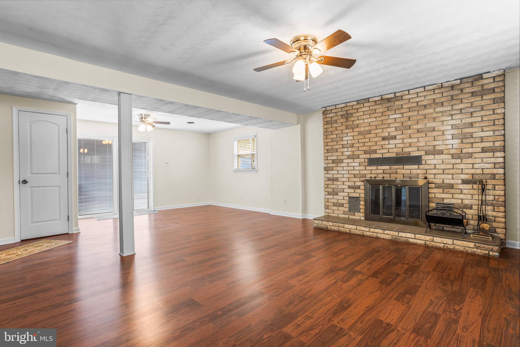 WHITE PLAINS - Residential