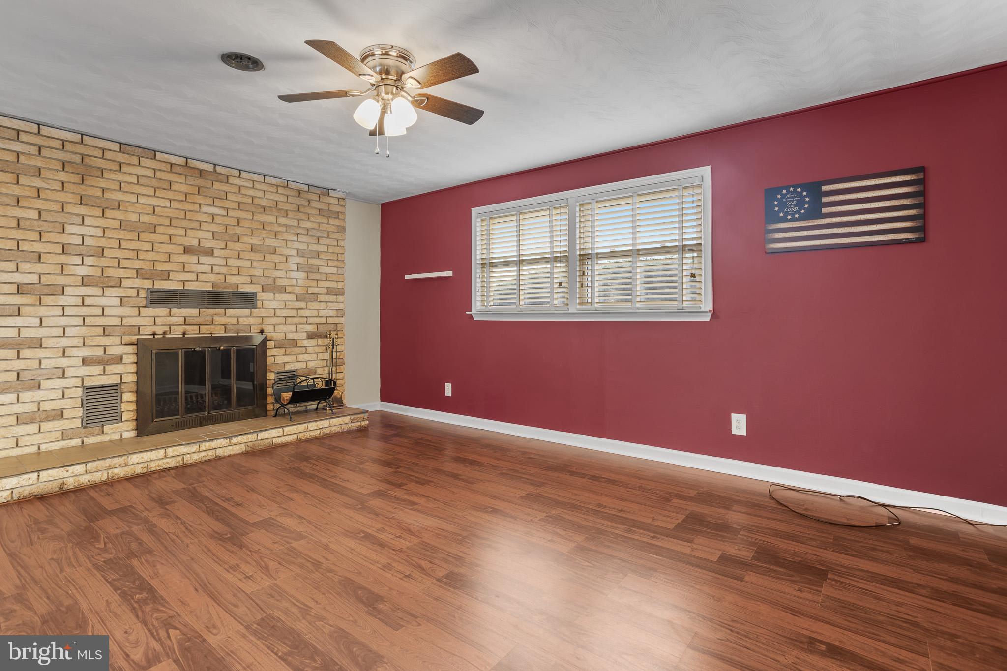 WHITE PLAINS - Residential