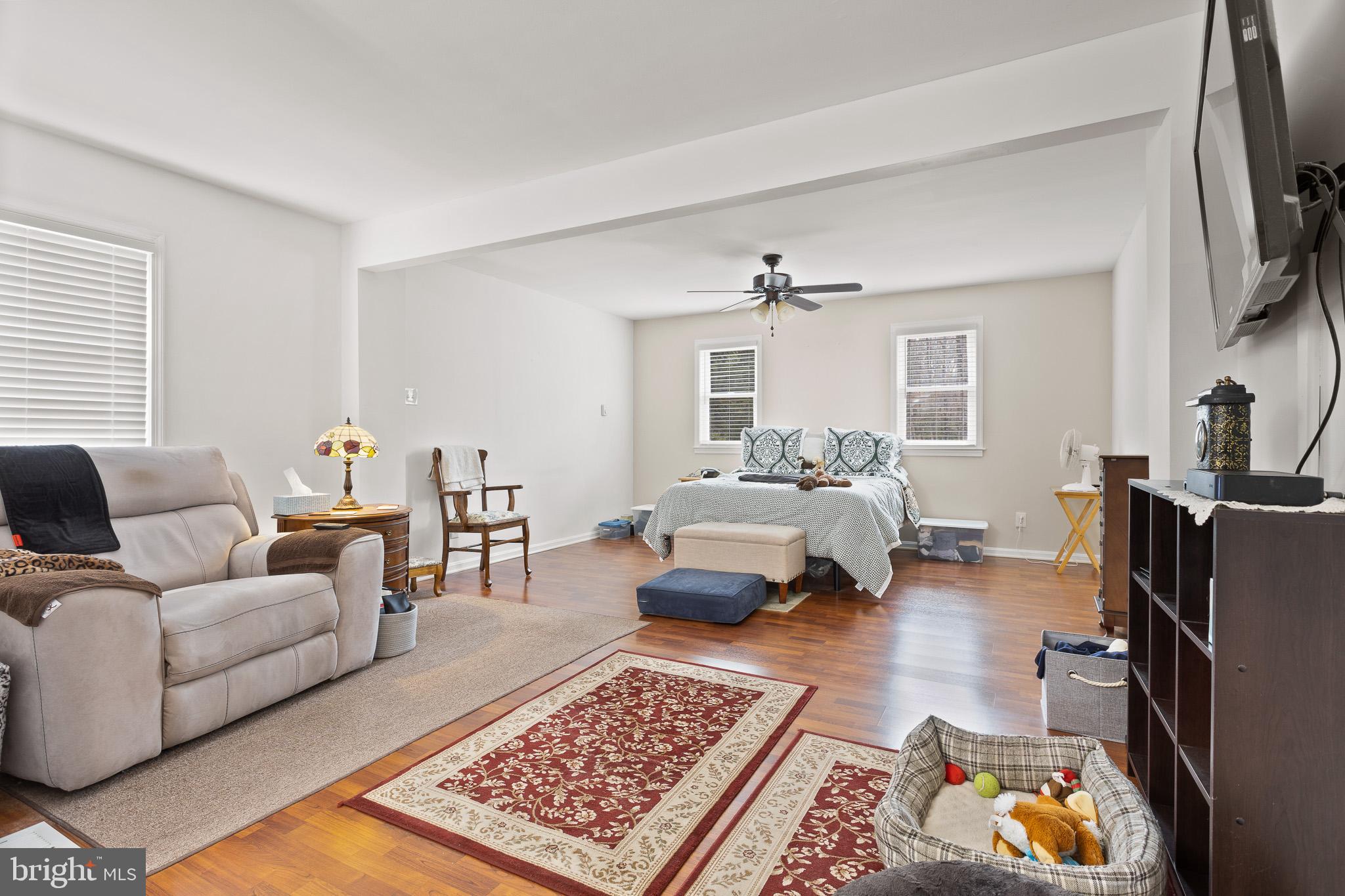 WHITE PLAINS - Residential