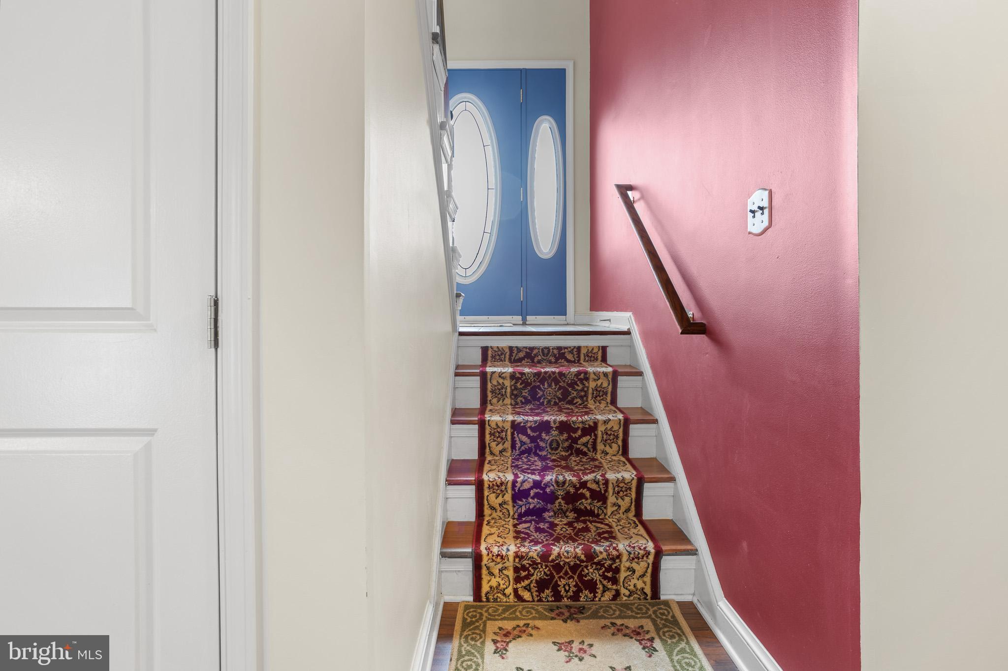 WHITE PLAINS - Residential