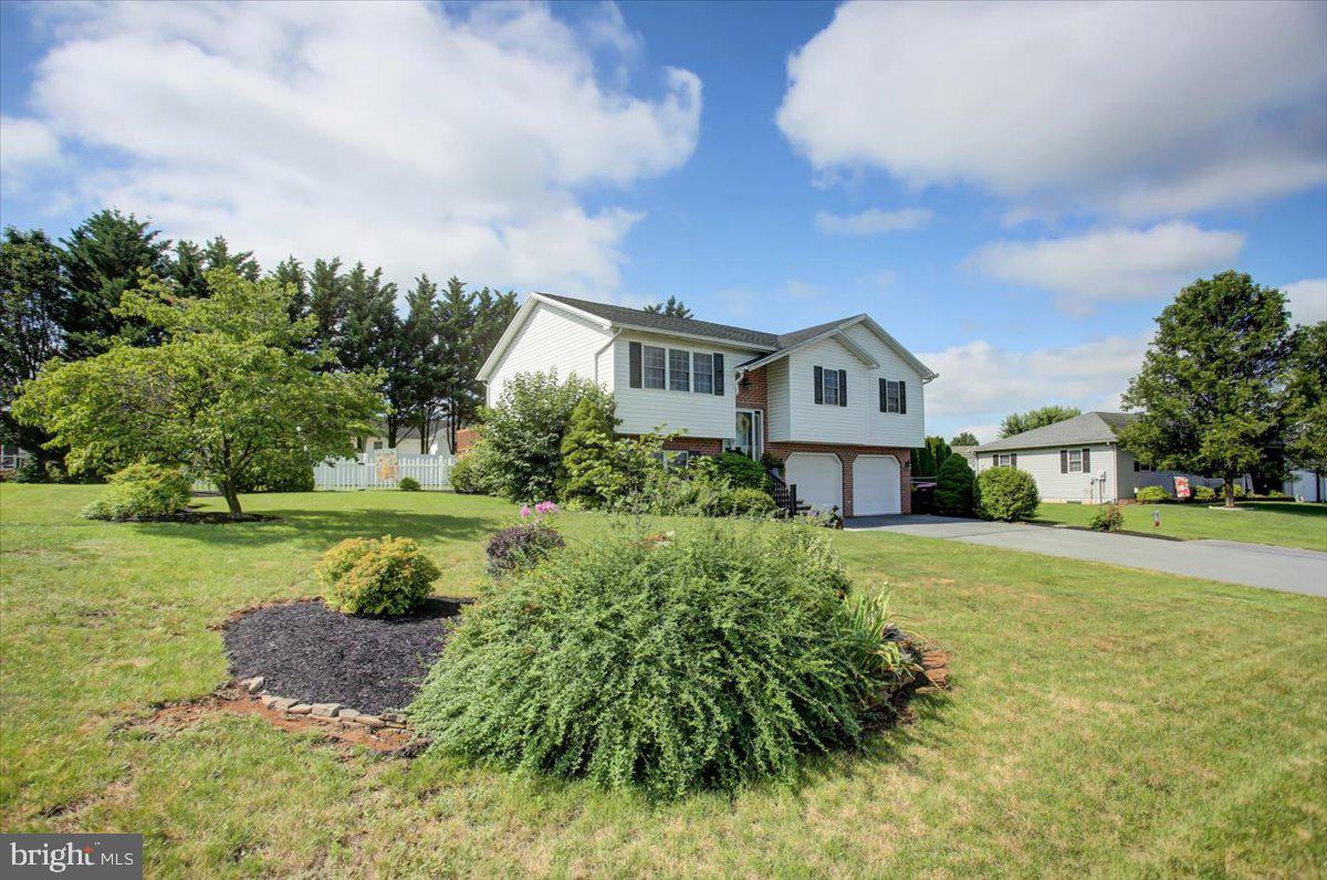 10482 MAPLETON ROAD