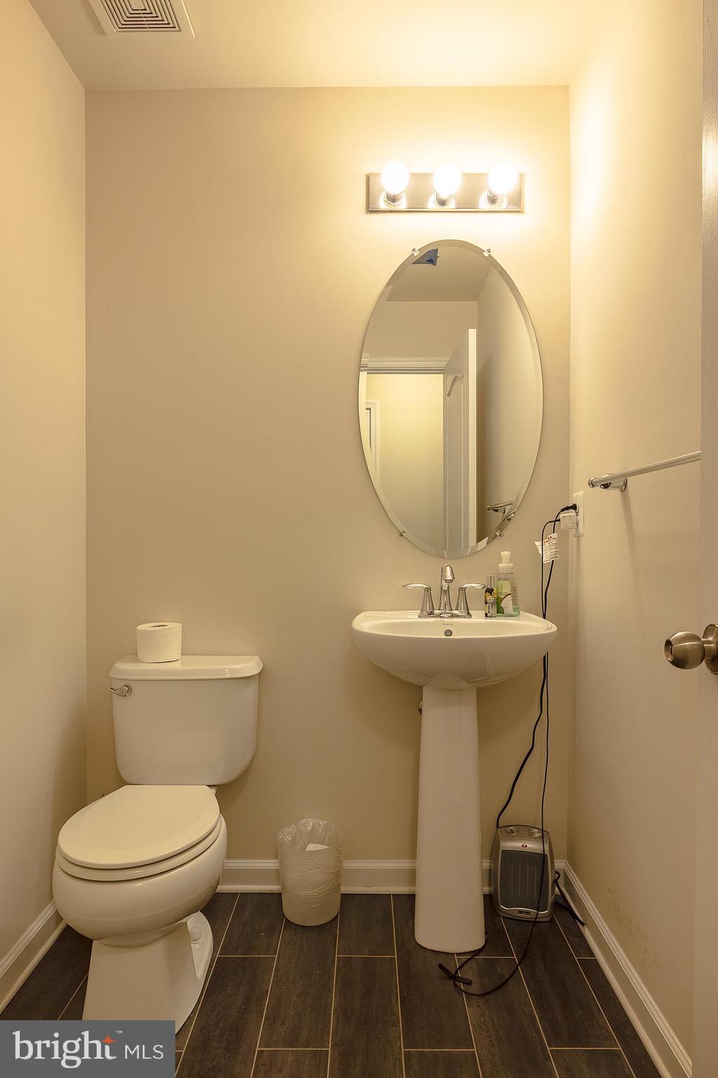 CHARLES COUNTY - Residential