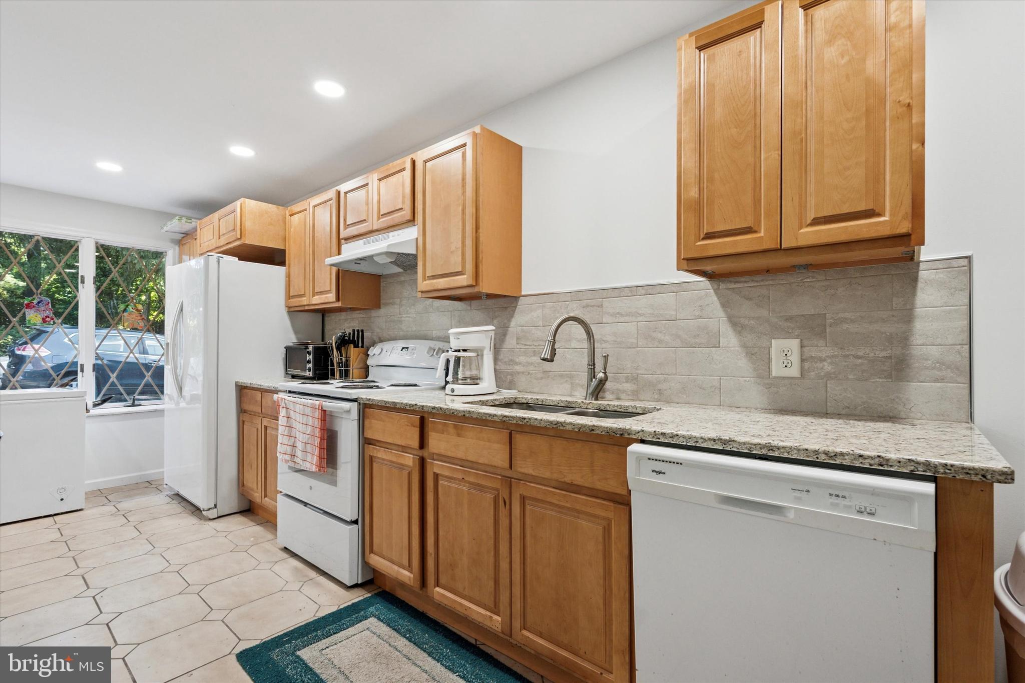 ELKINS PARK - Residential