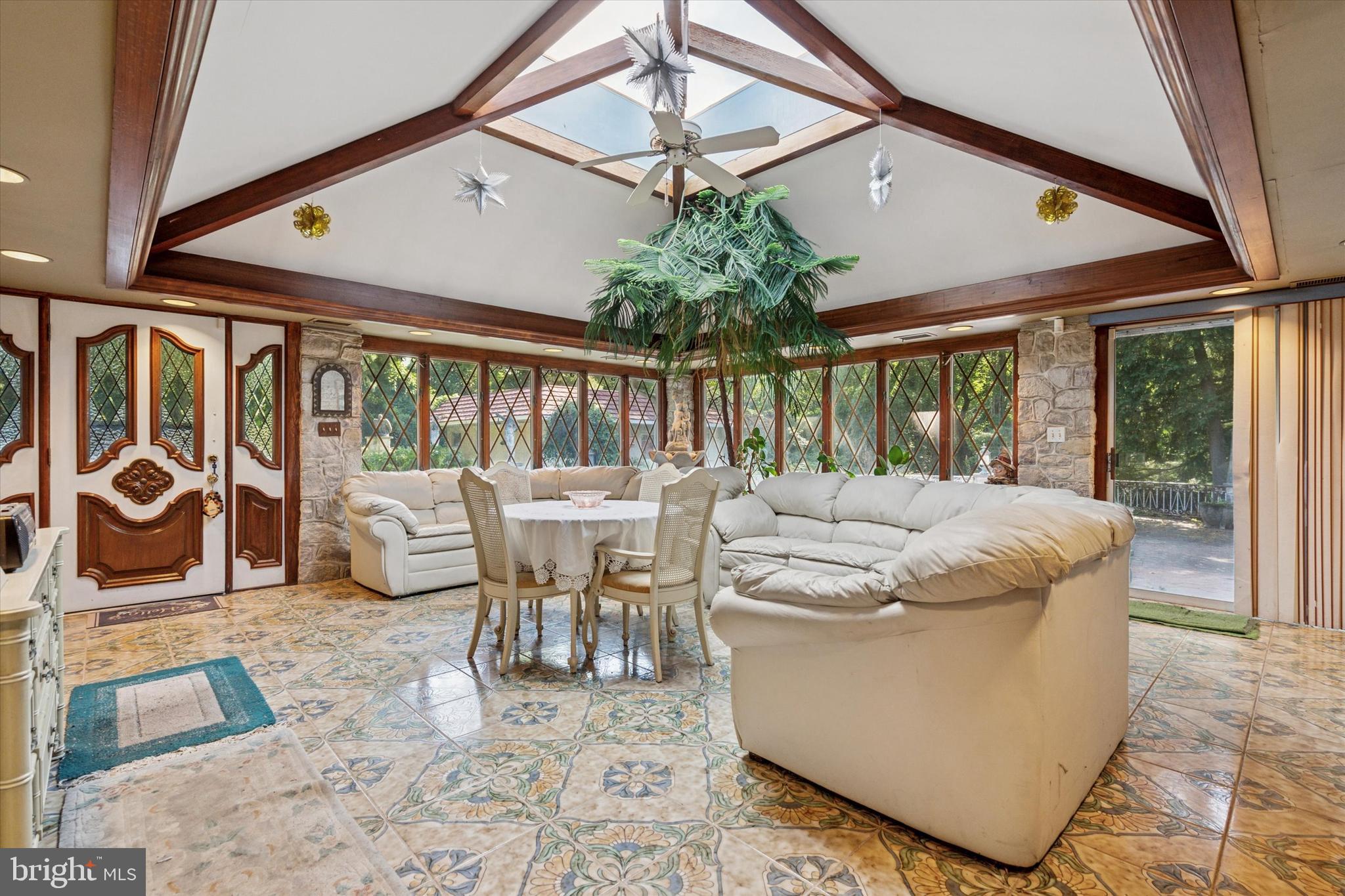 ELKINS PARK - Residential